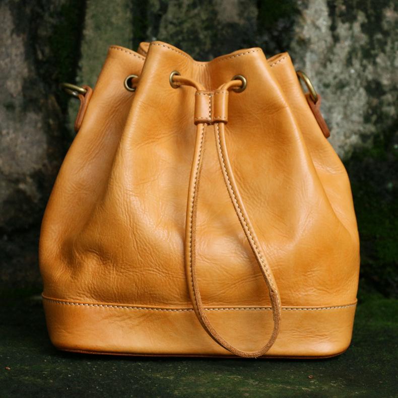 Summer women's new casual leather handbag/crossbody bag