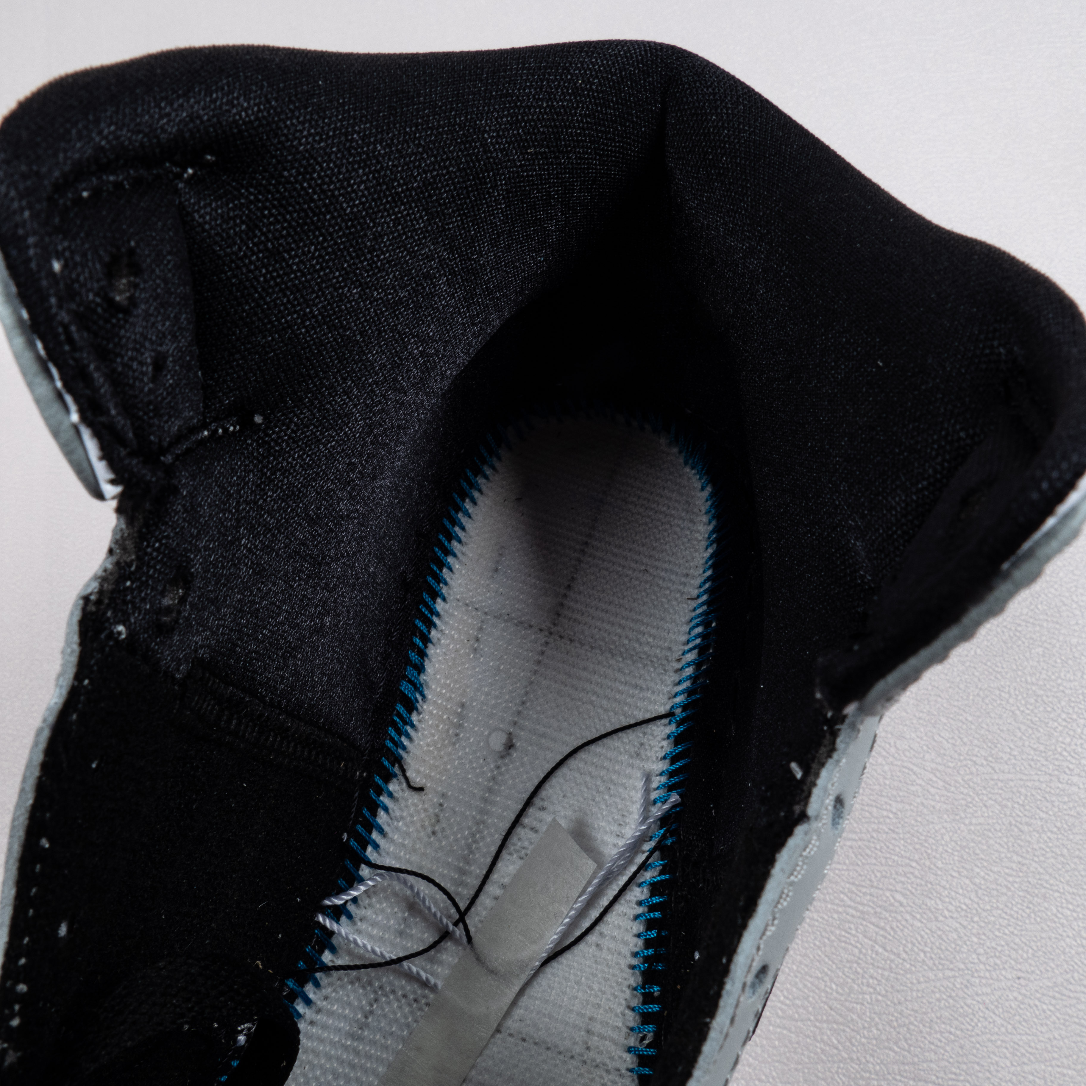 1's Mid Light Smoke Grey