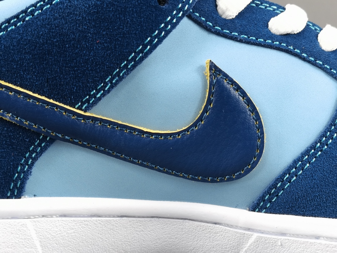 SB Dunk Low Pro Why So Sad