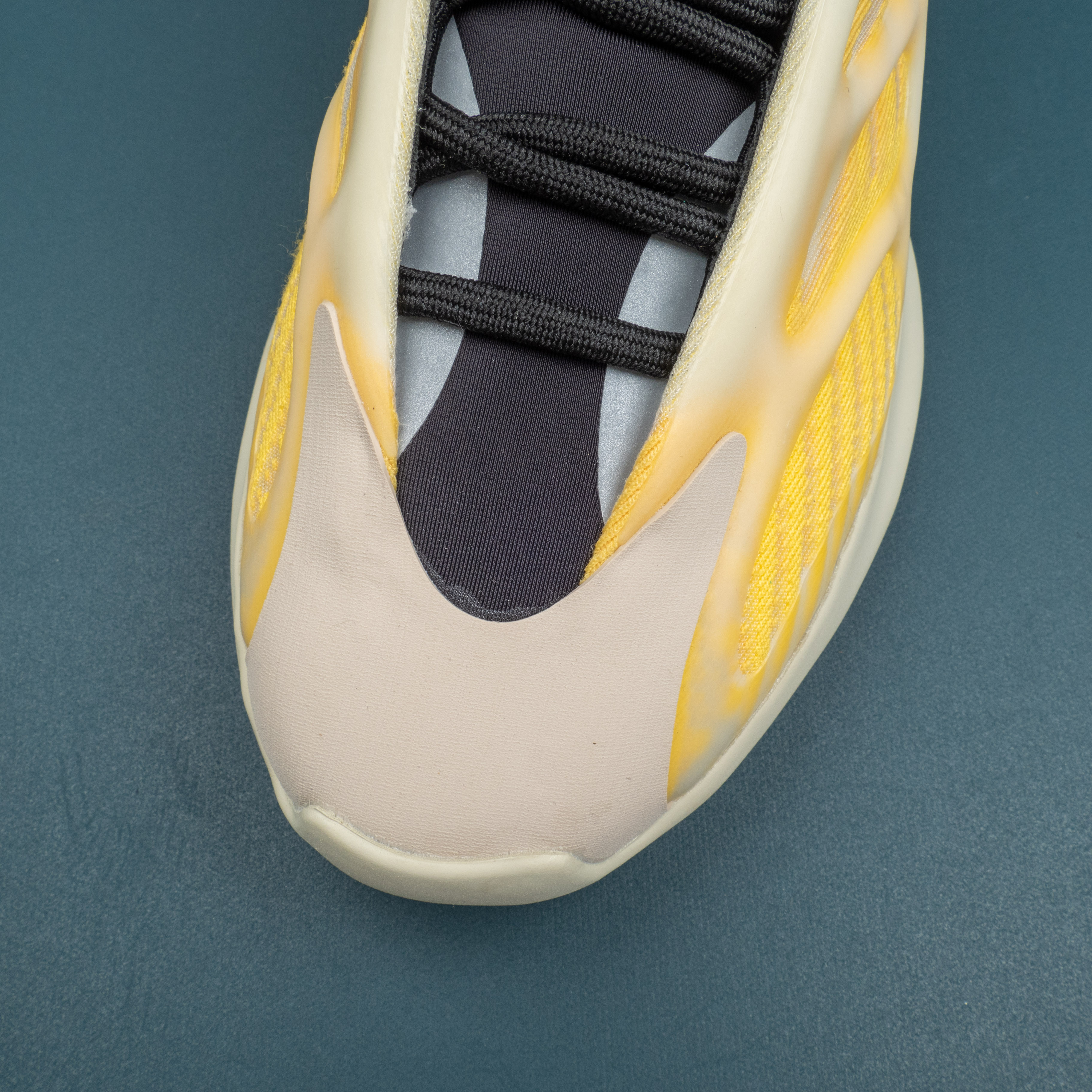 700 V3 Mono Safflower