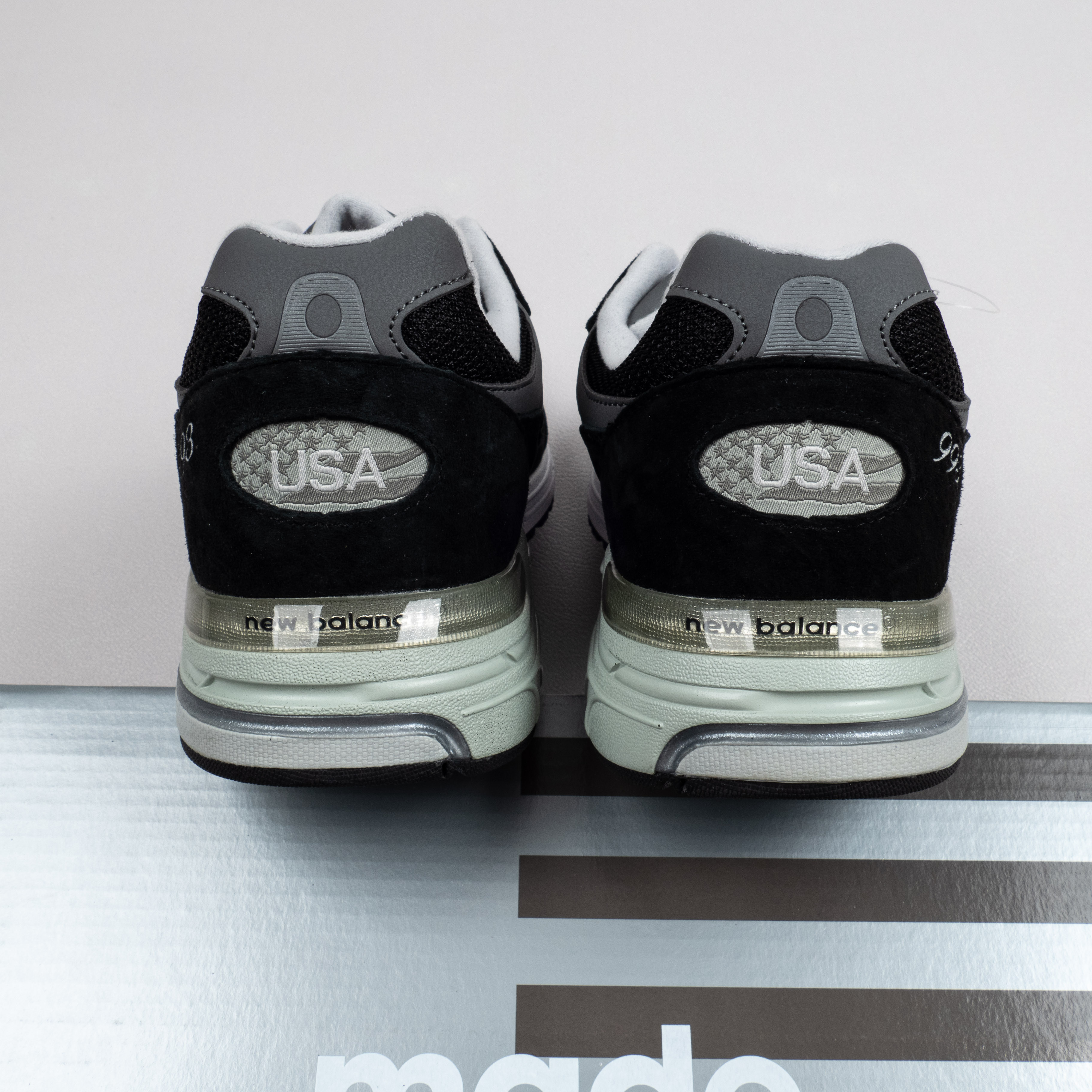 【Free Shipping】993 MIU Black