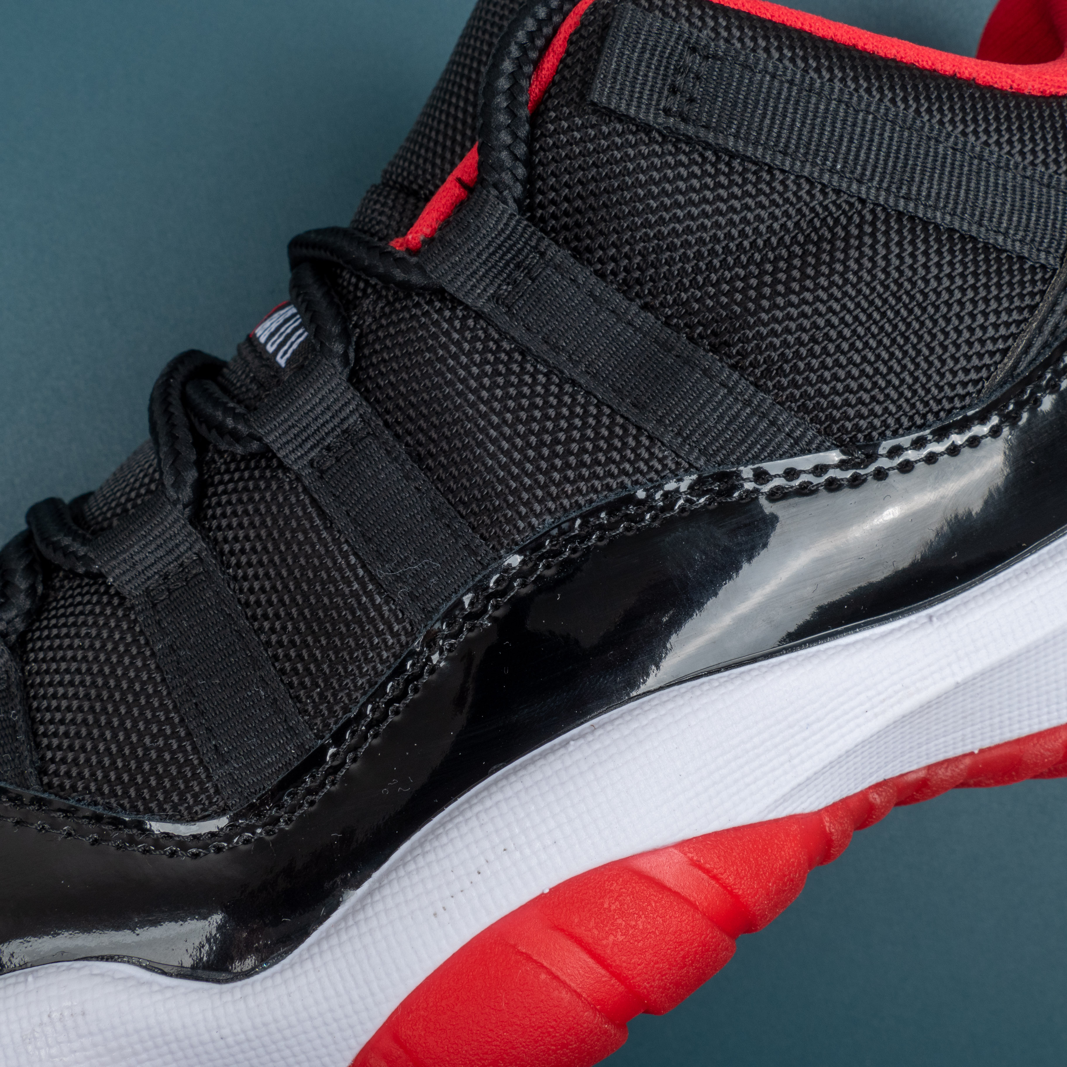 11s Retro Low Bred