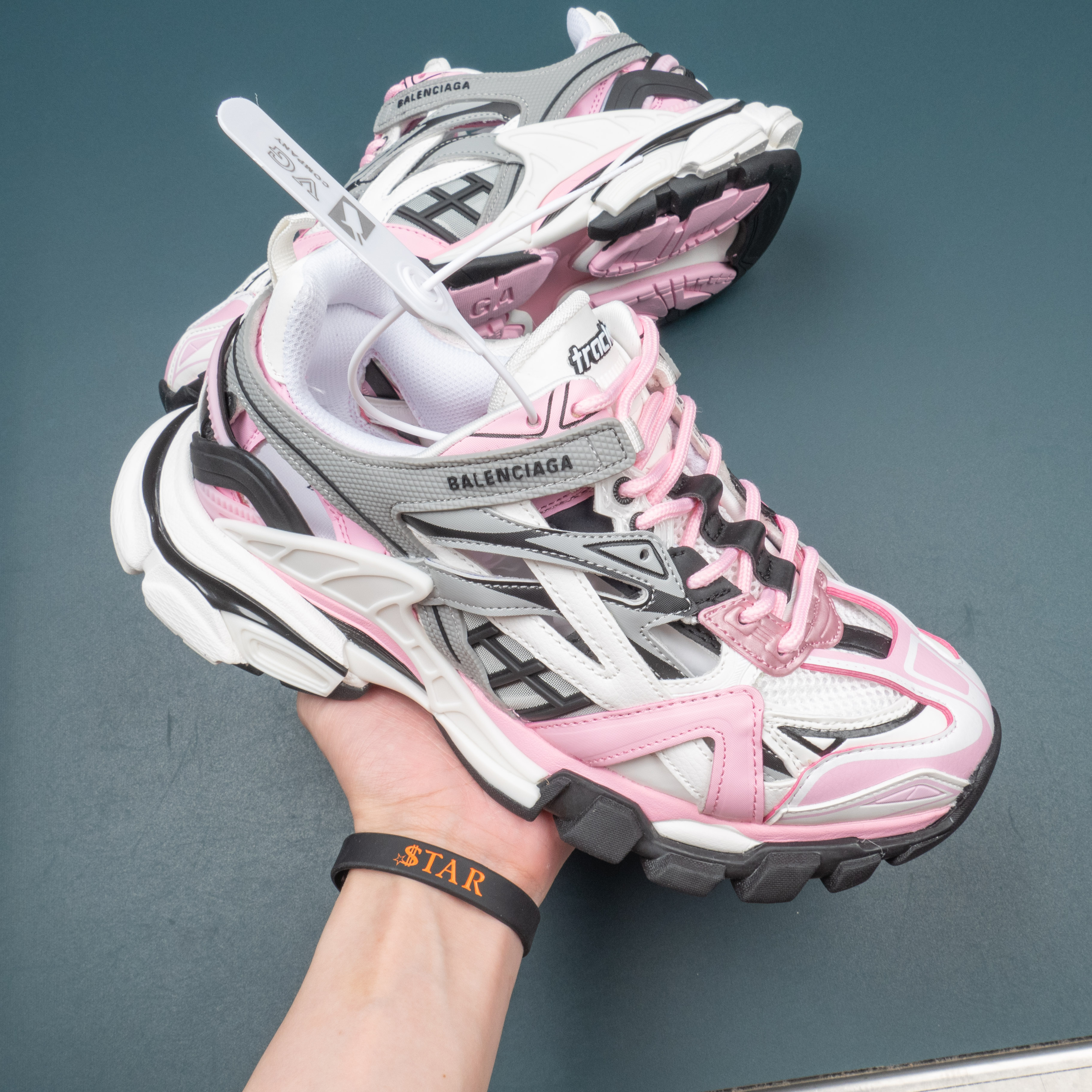 Track 2.0 Pink Black