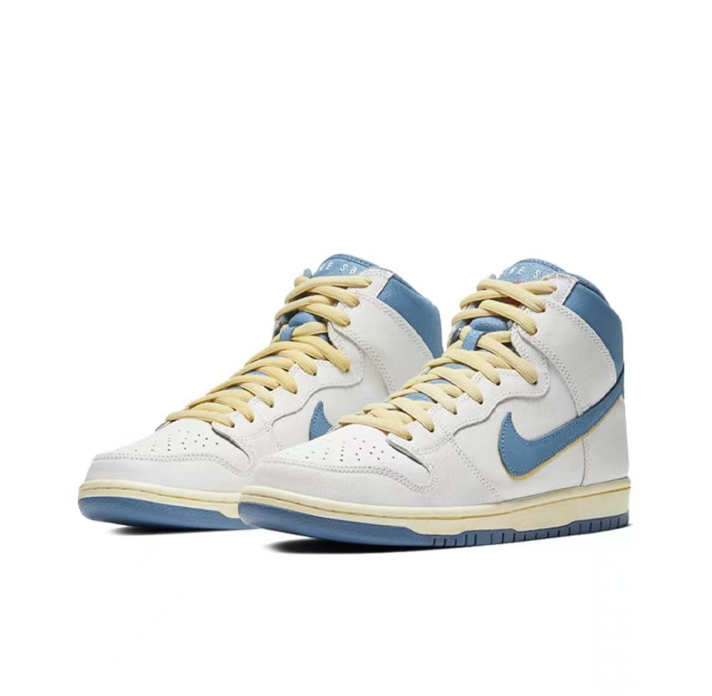 SB Dunk High Atlas Lost at Sea