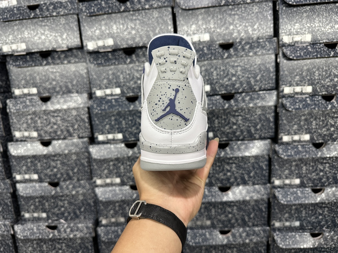 4 Retro White Midnight Navy