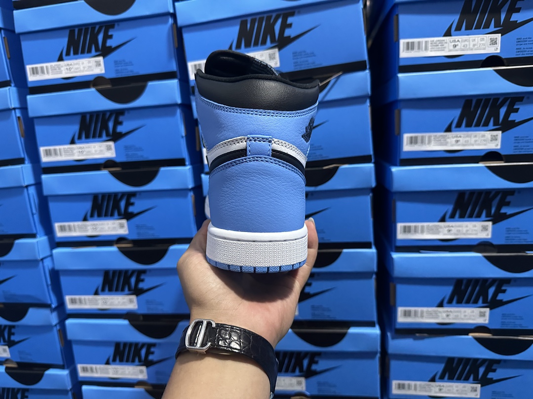 1's Retro High OG Blue Black