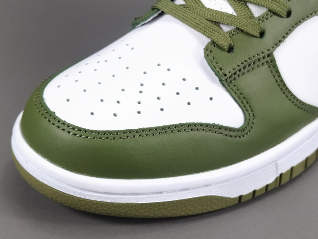 Dunk Low Medium Olive