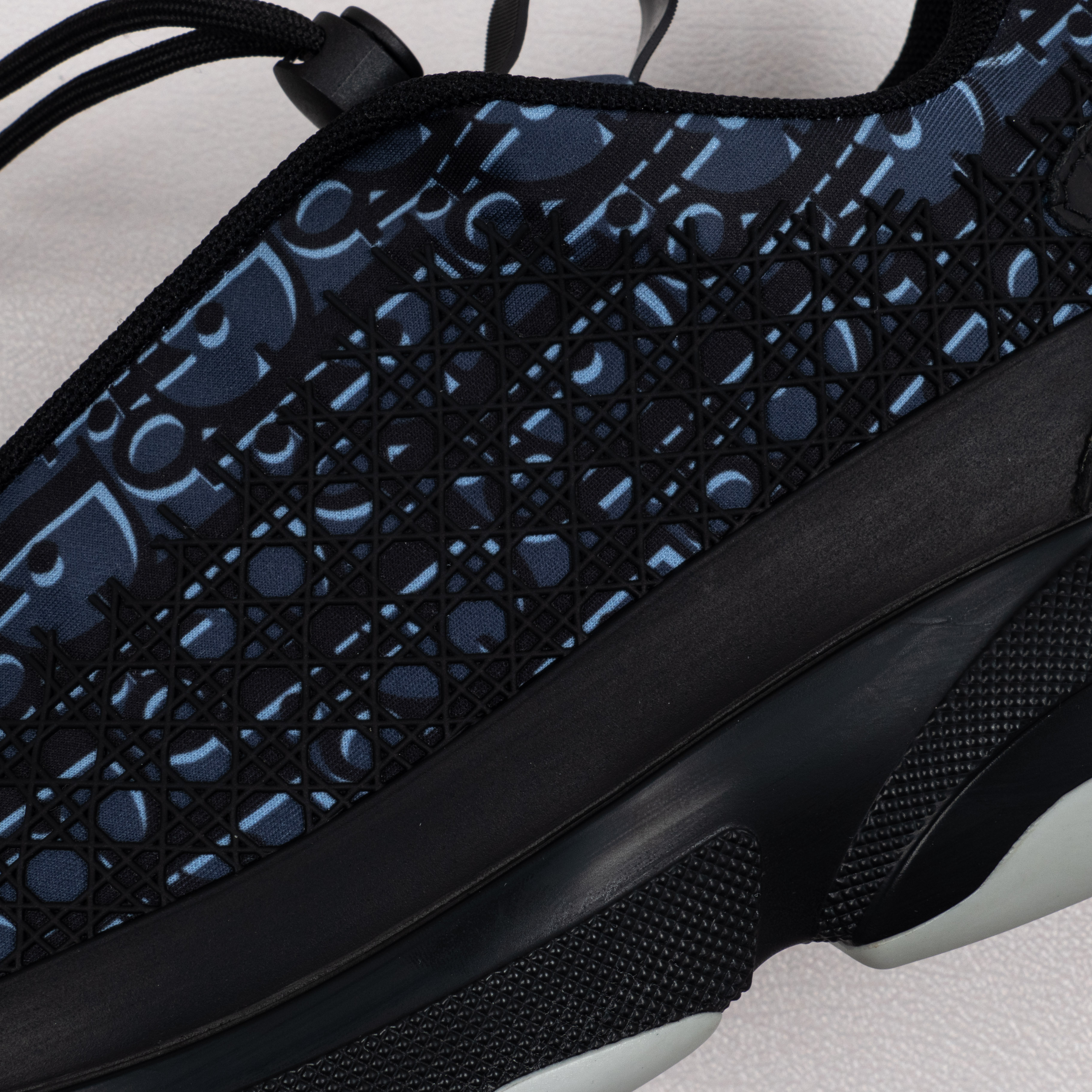 【Free shipping】 男女鞋 DlOR 运动休闲老爹鞋松紧鞋带黑蓝