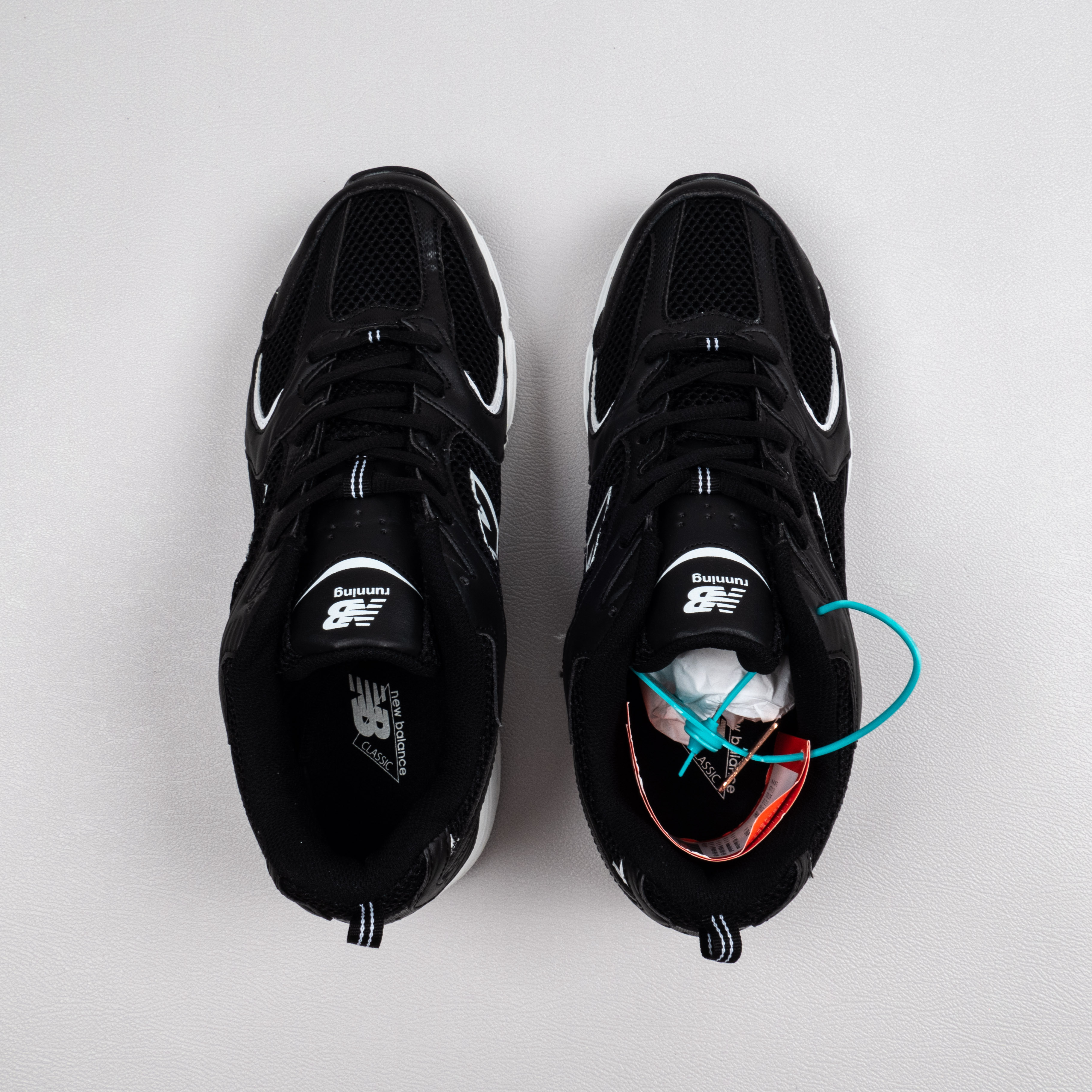 【Free Shipping】NB530系列复古跑步鞋老爹鞋 MR530SD