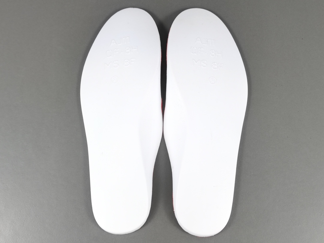 3's Retro Fire Red (2022)