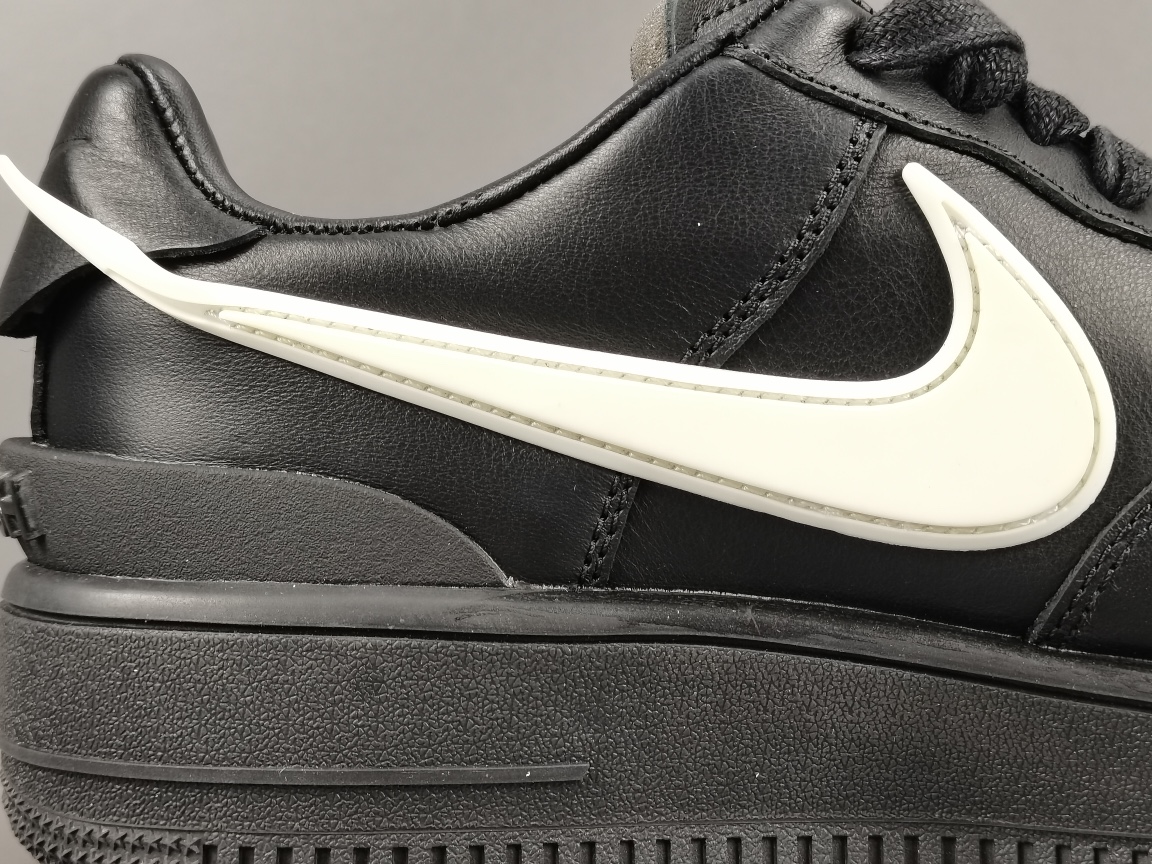 AF1 Low SP AMBUSH Black