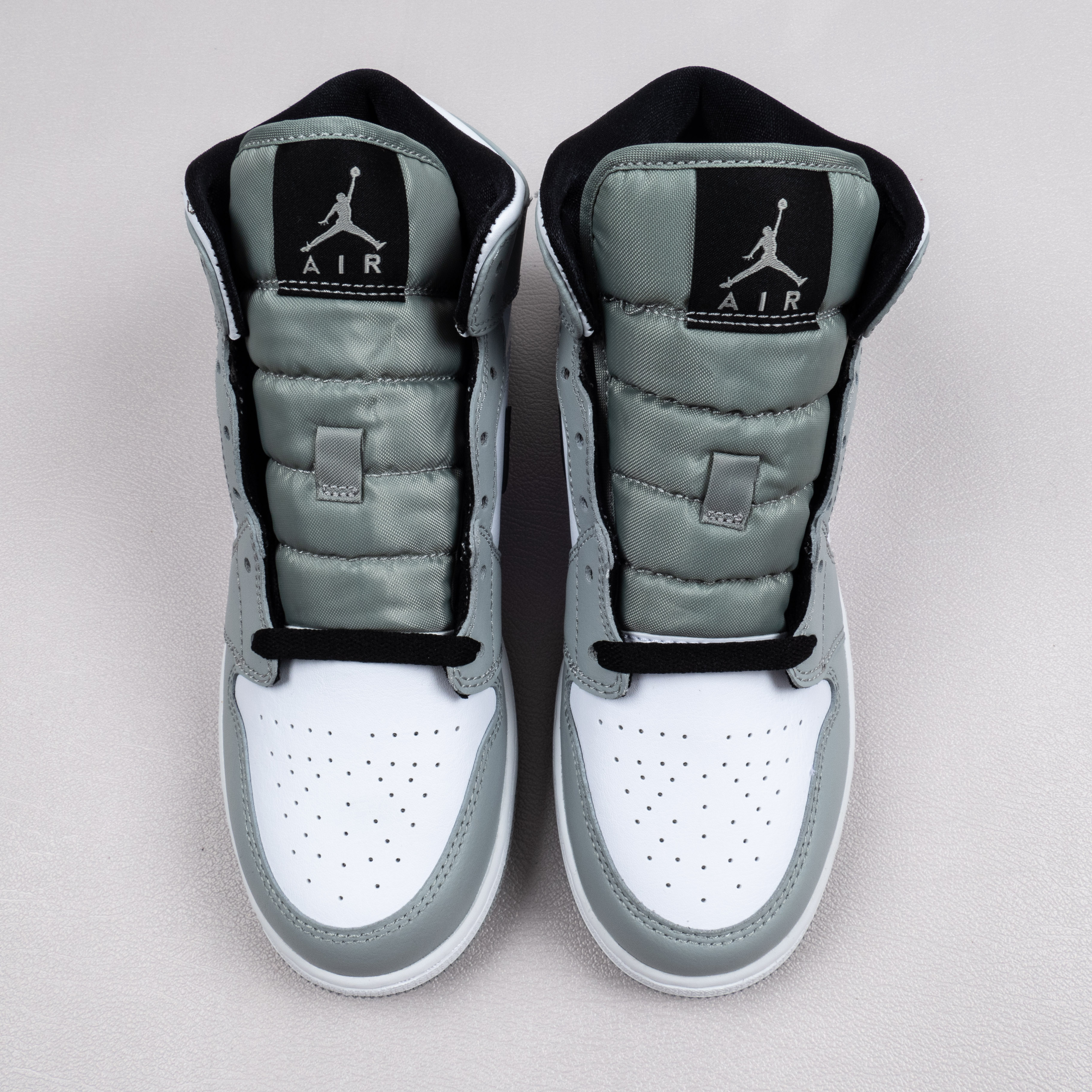 1's Mid Light Smoke Grey