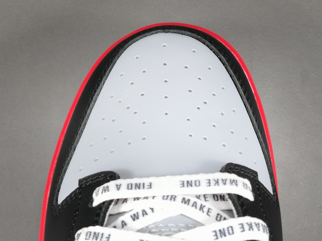 Dunk Low Clark Atlanta University