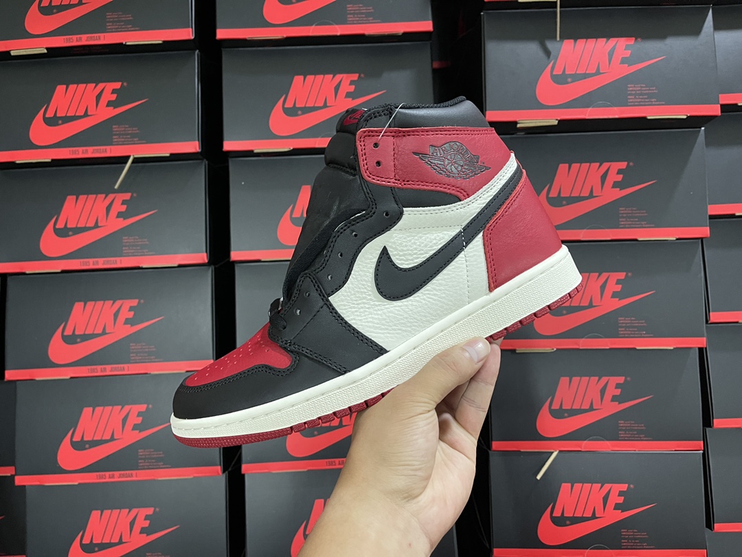 1's OG Bred Toe