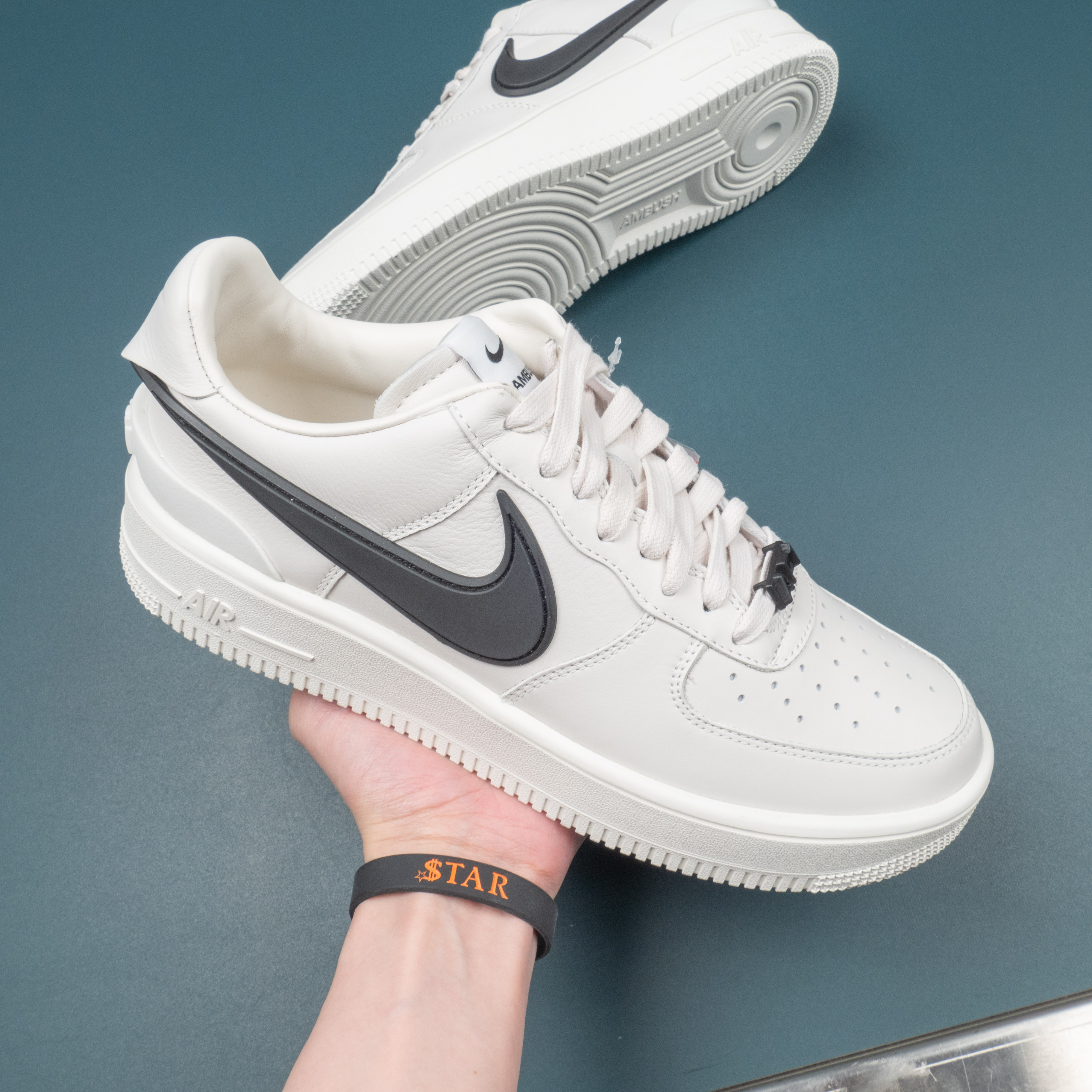 AF 1 Low SP AMBUSH Phantom