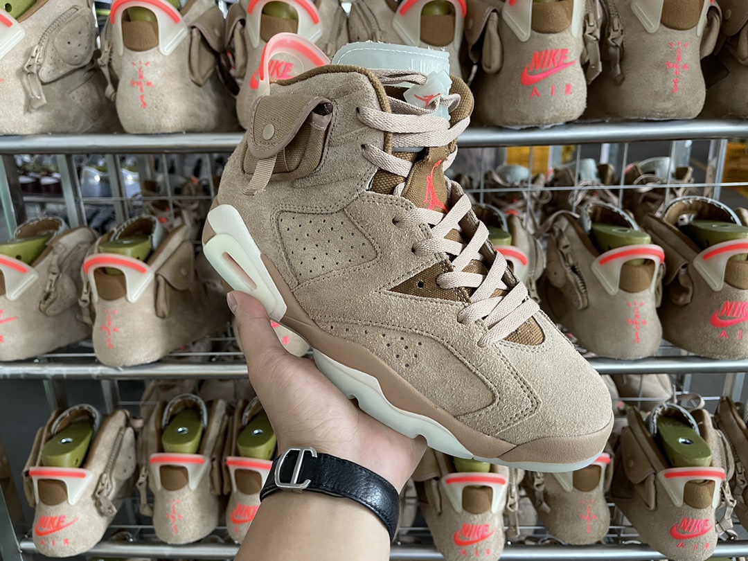 6's Retro TS British Khaki