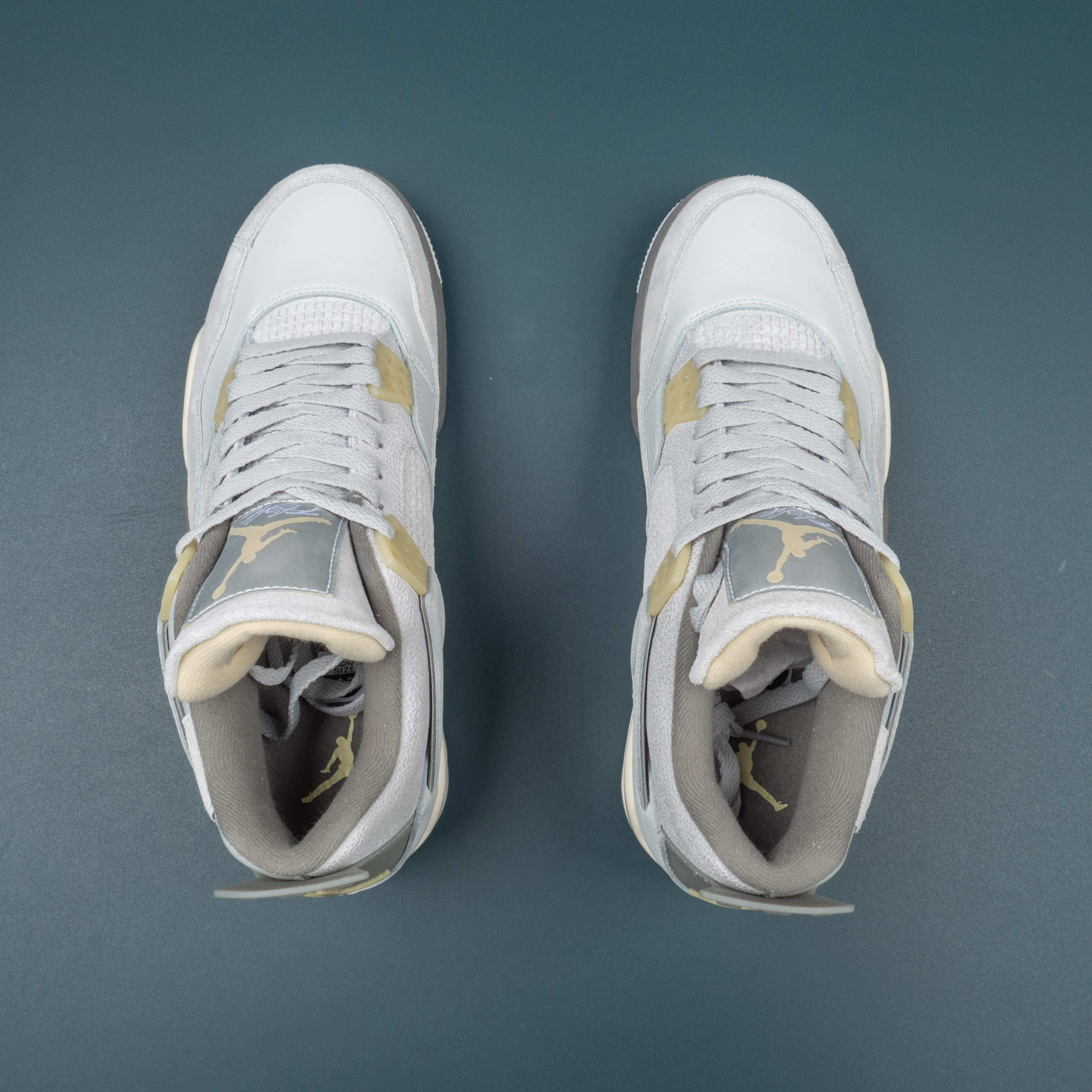 4s Retro SE Craft Photon Dust