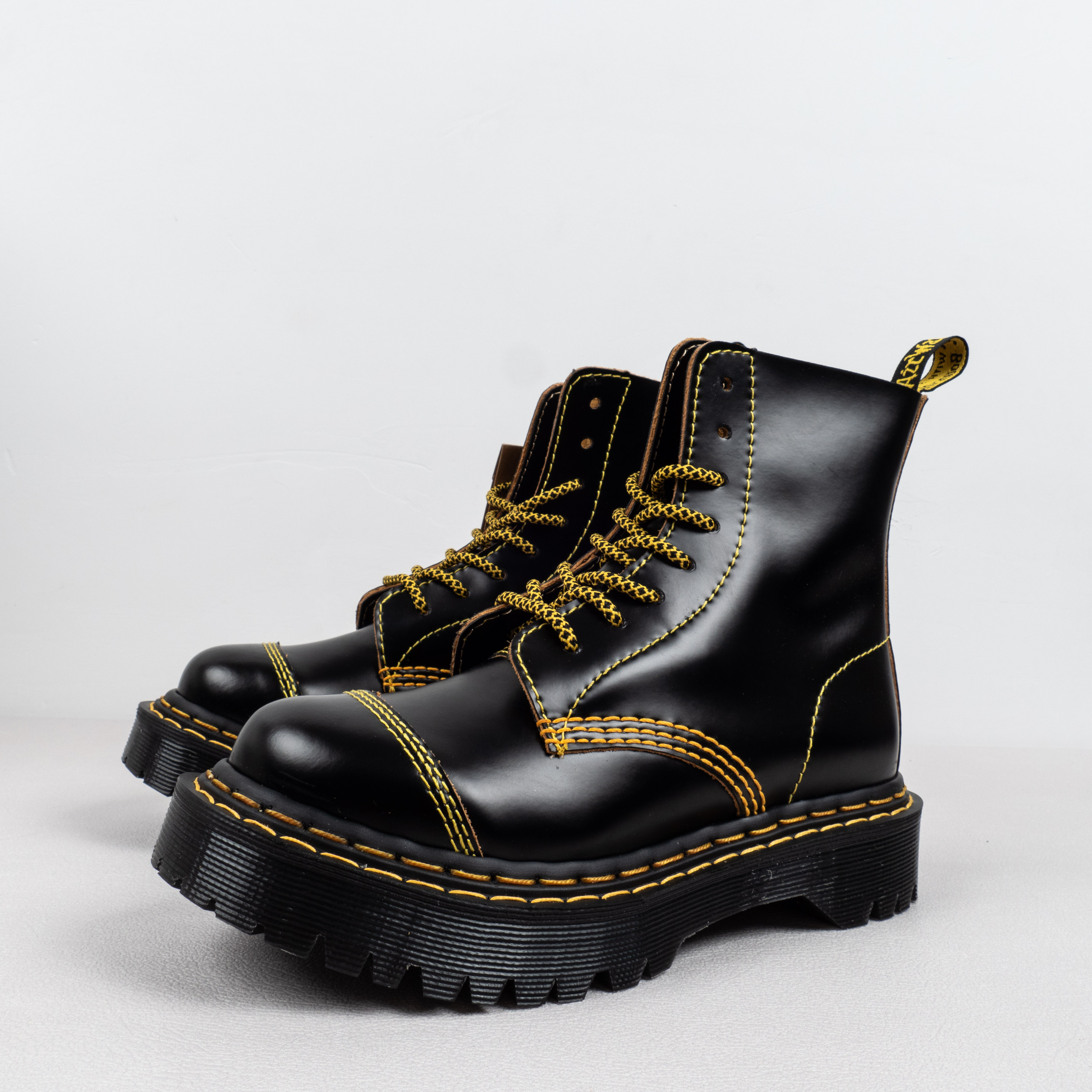 [Free Shipping]男女鞋 Dr.Martens 马汀博士Jadon系列 1460 8孔黑黄马丁靴