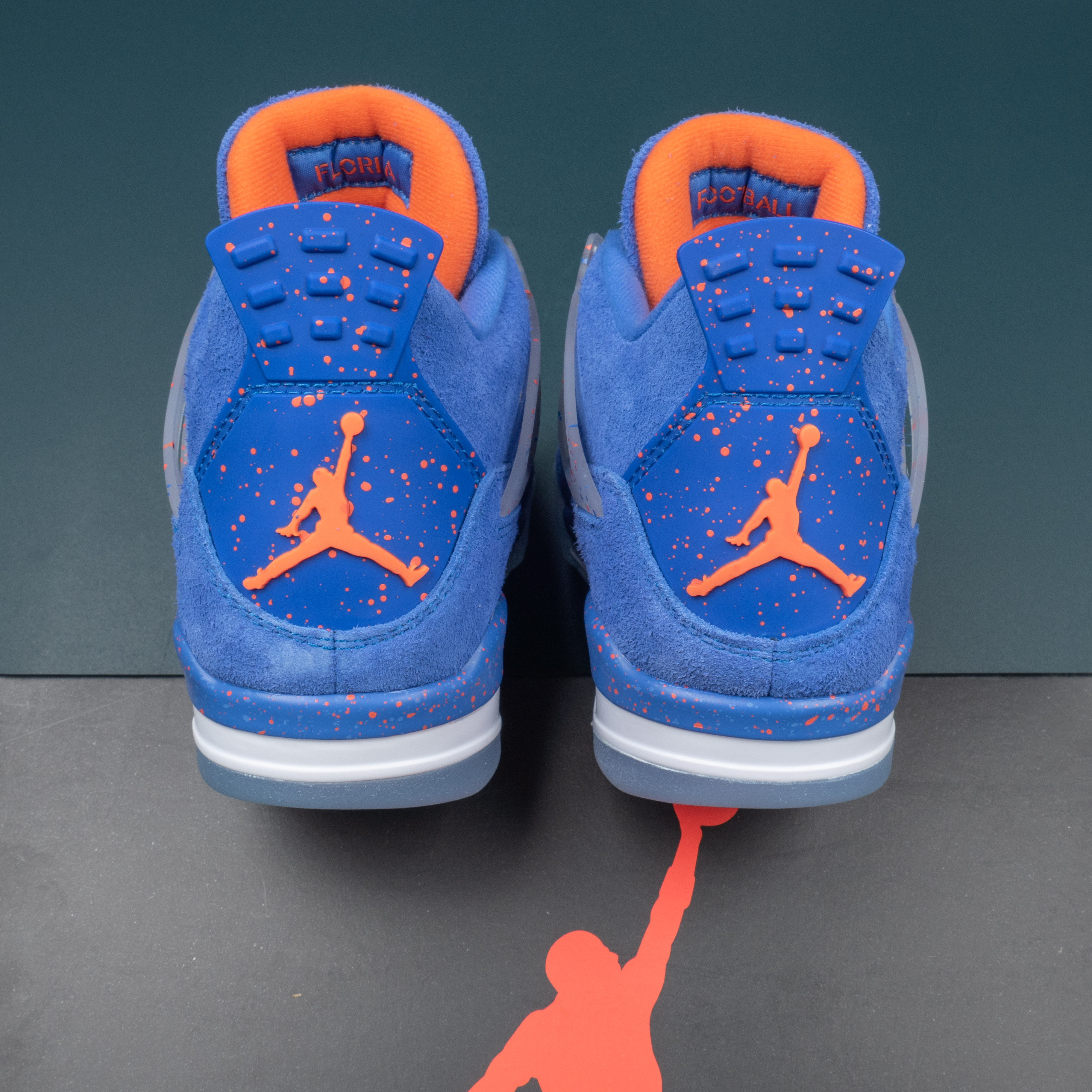 4's RETRO FLIGHT IN BLUE