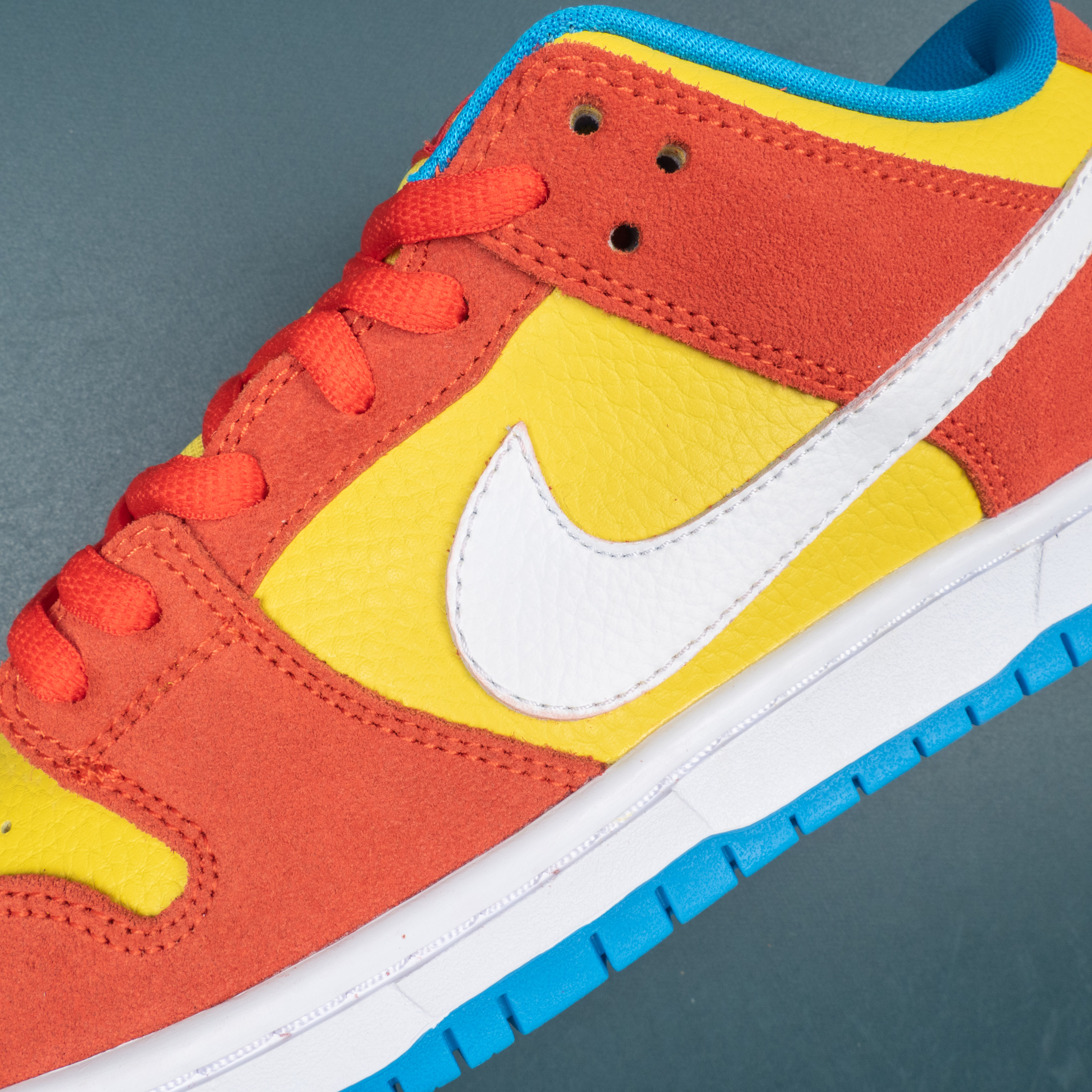 SB Dunk Low Pro Bart Simpson