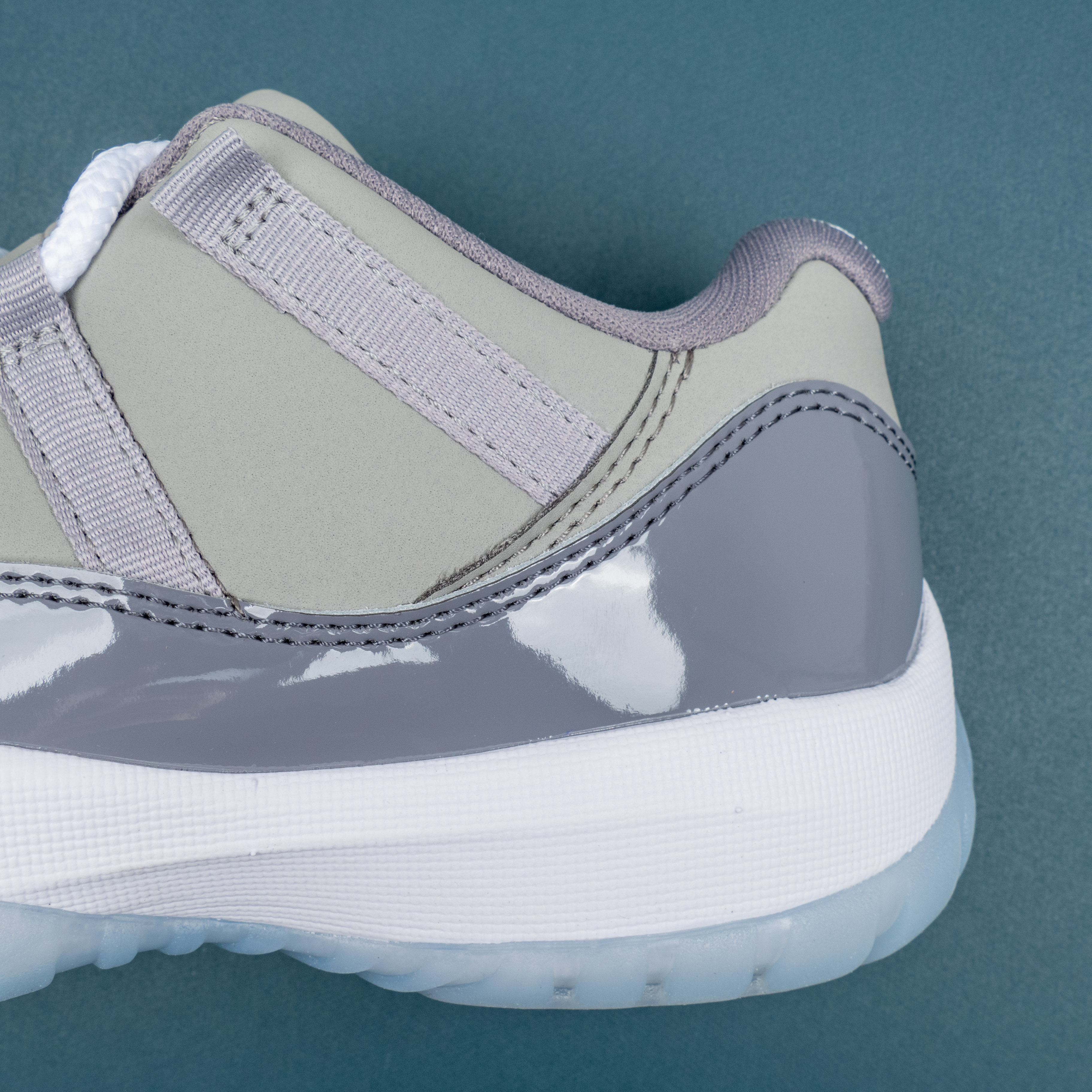 11s Retro Low Cool Grey  528895-003