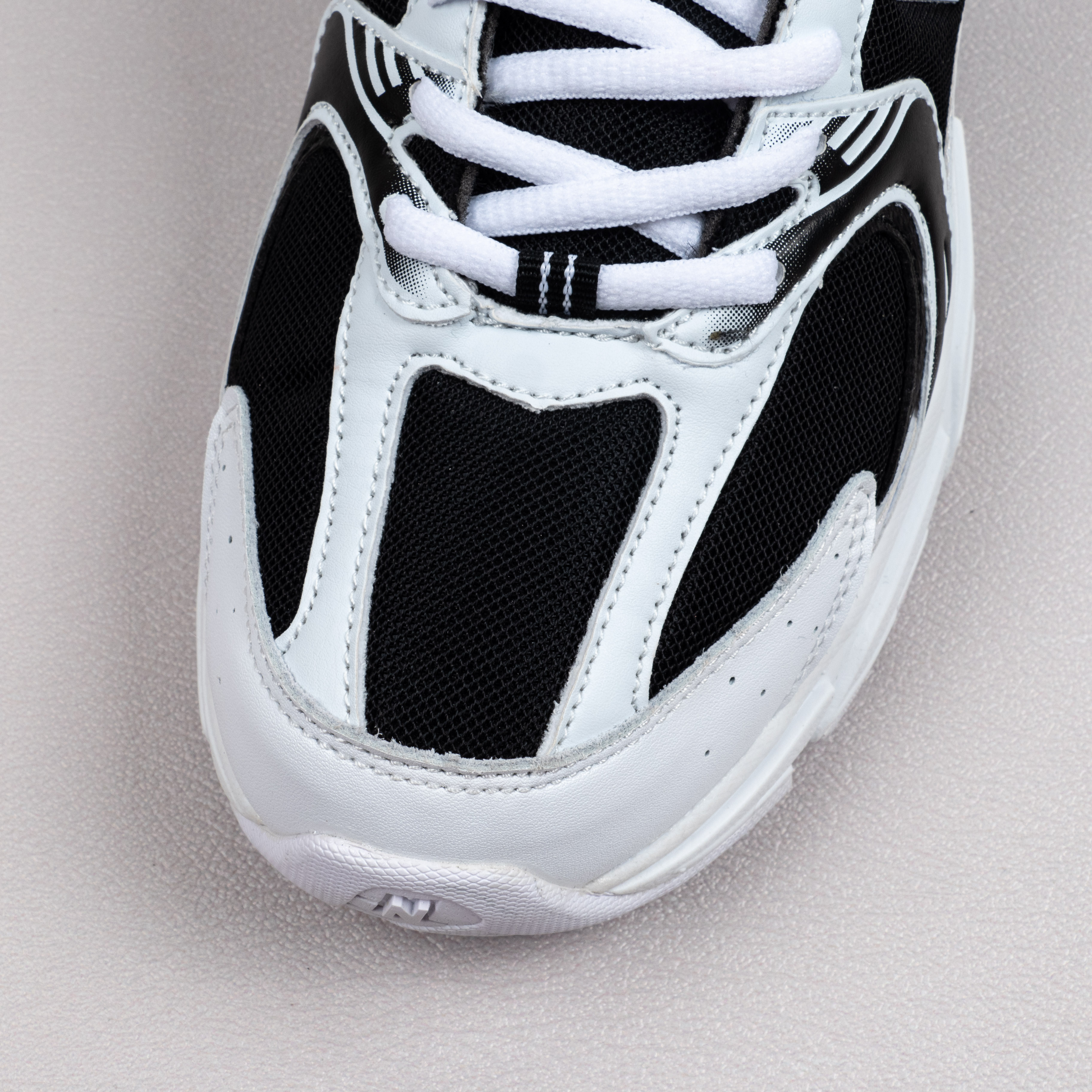 【Free Shipping】NB530系列复古跑步鞋老爹鞋 MR530SJ