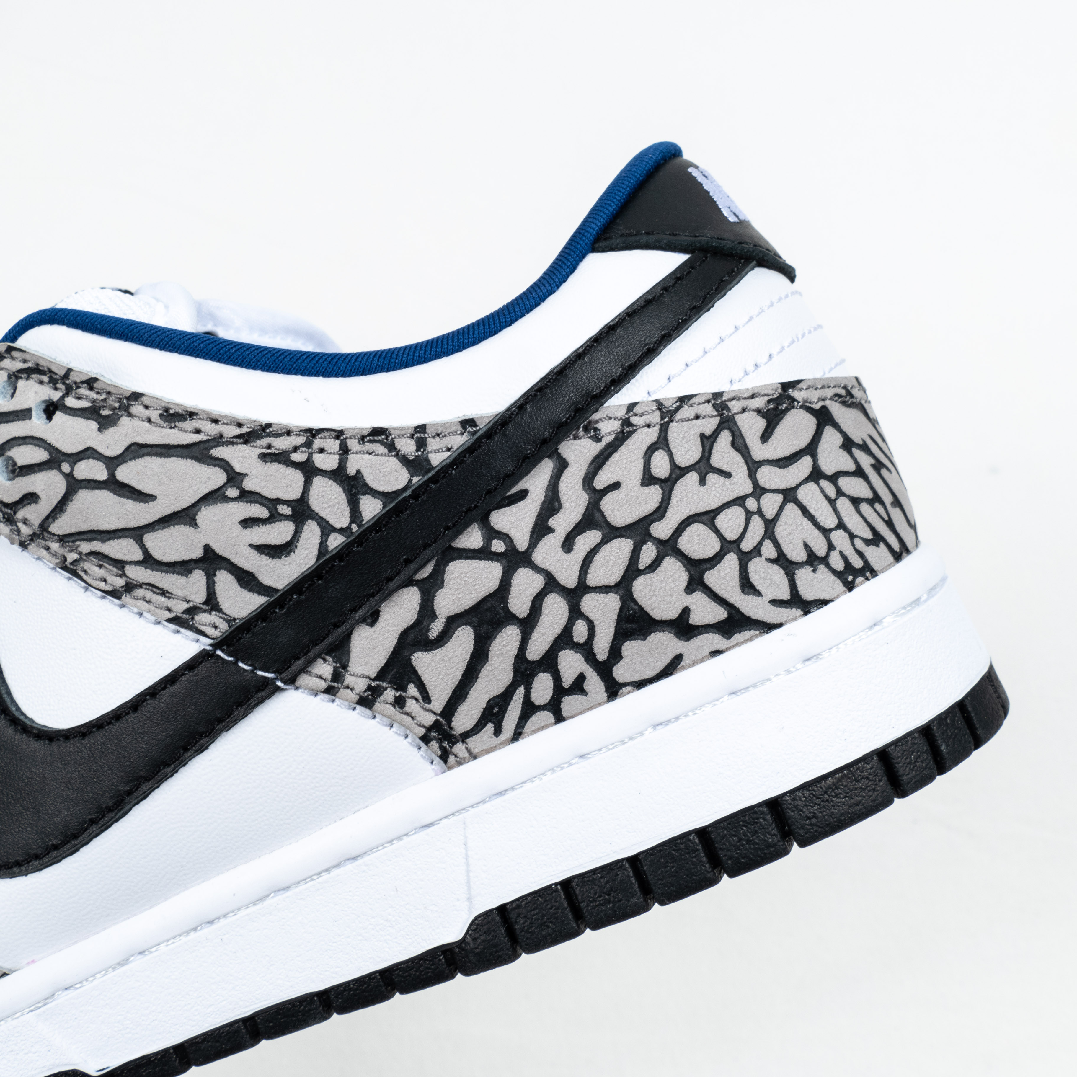 Dunk SB Low Supreme White Cement