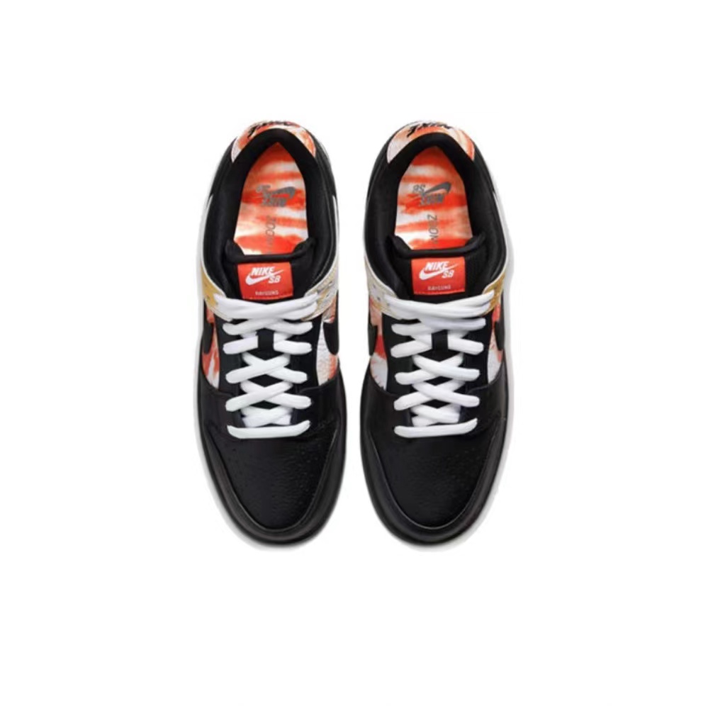 SB Dunk Low Raygun Tie-Dye Black