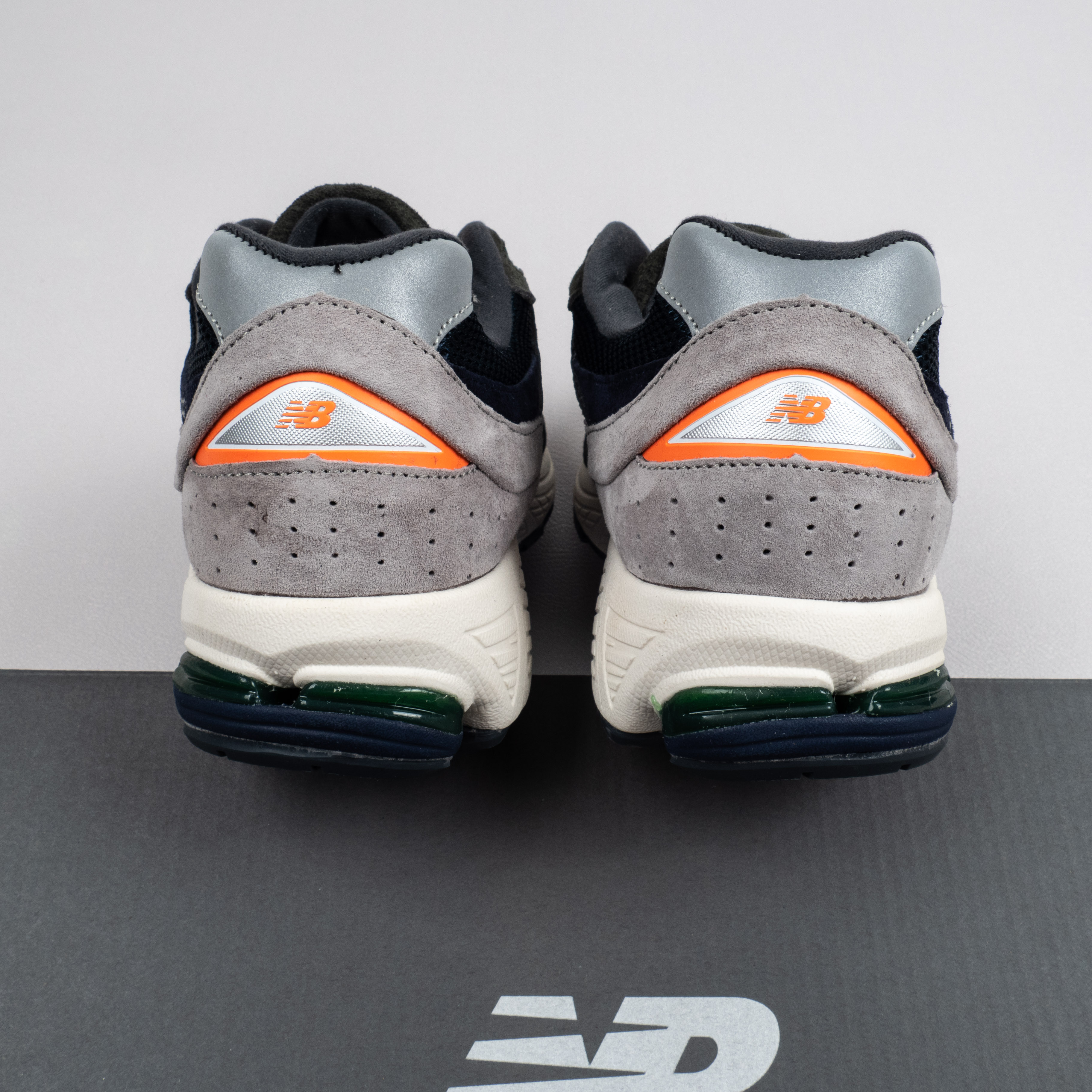 【Free Shipping】2002R Defense Green Natural Indigo