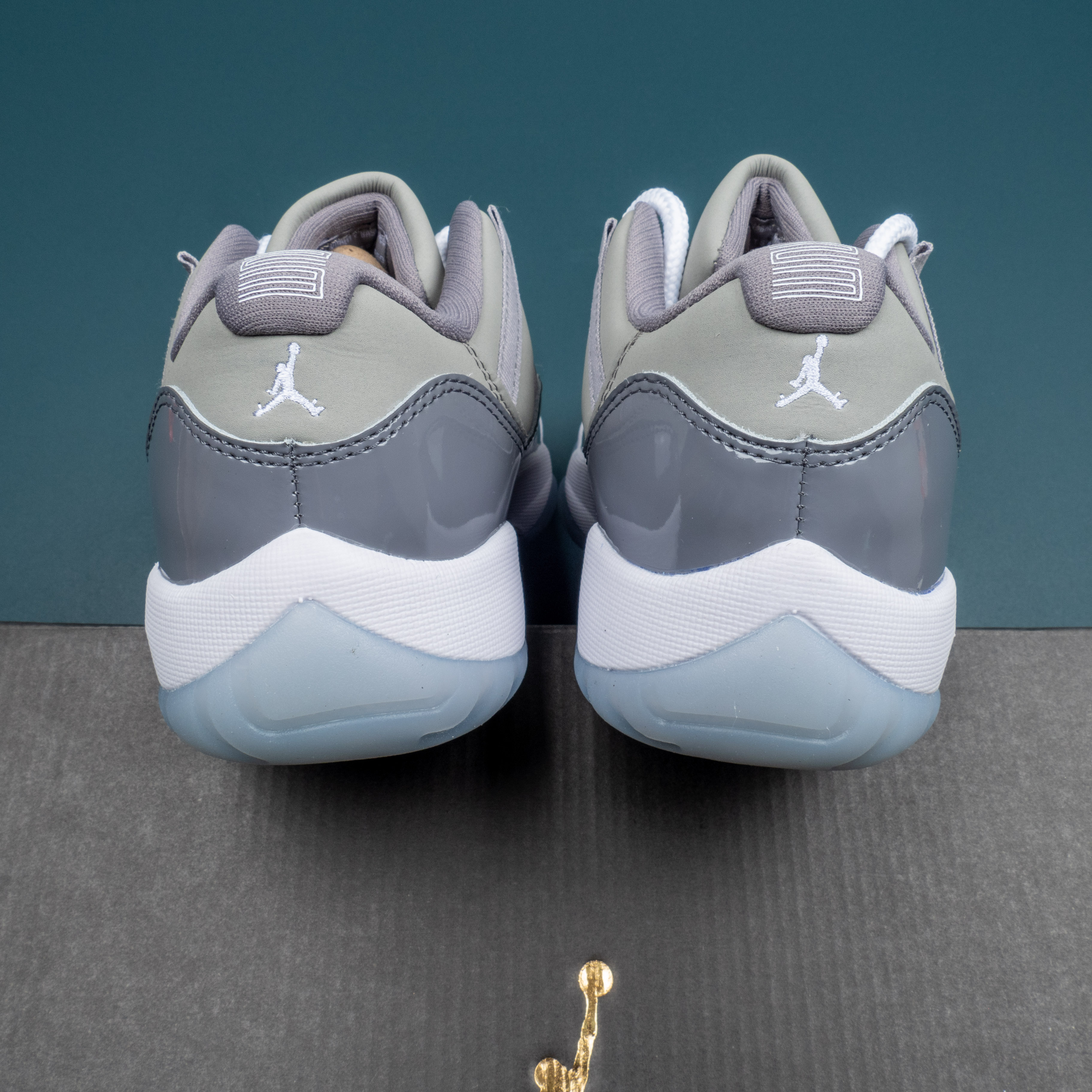 11s Retro Low Cool Grey  528895-003
