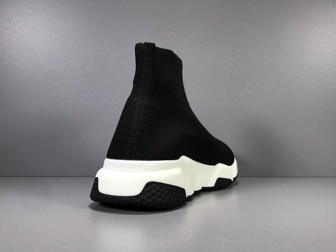 Speed Trainer Black White