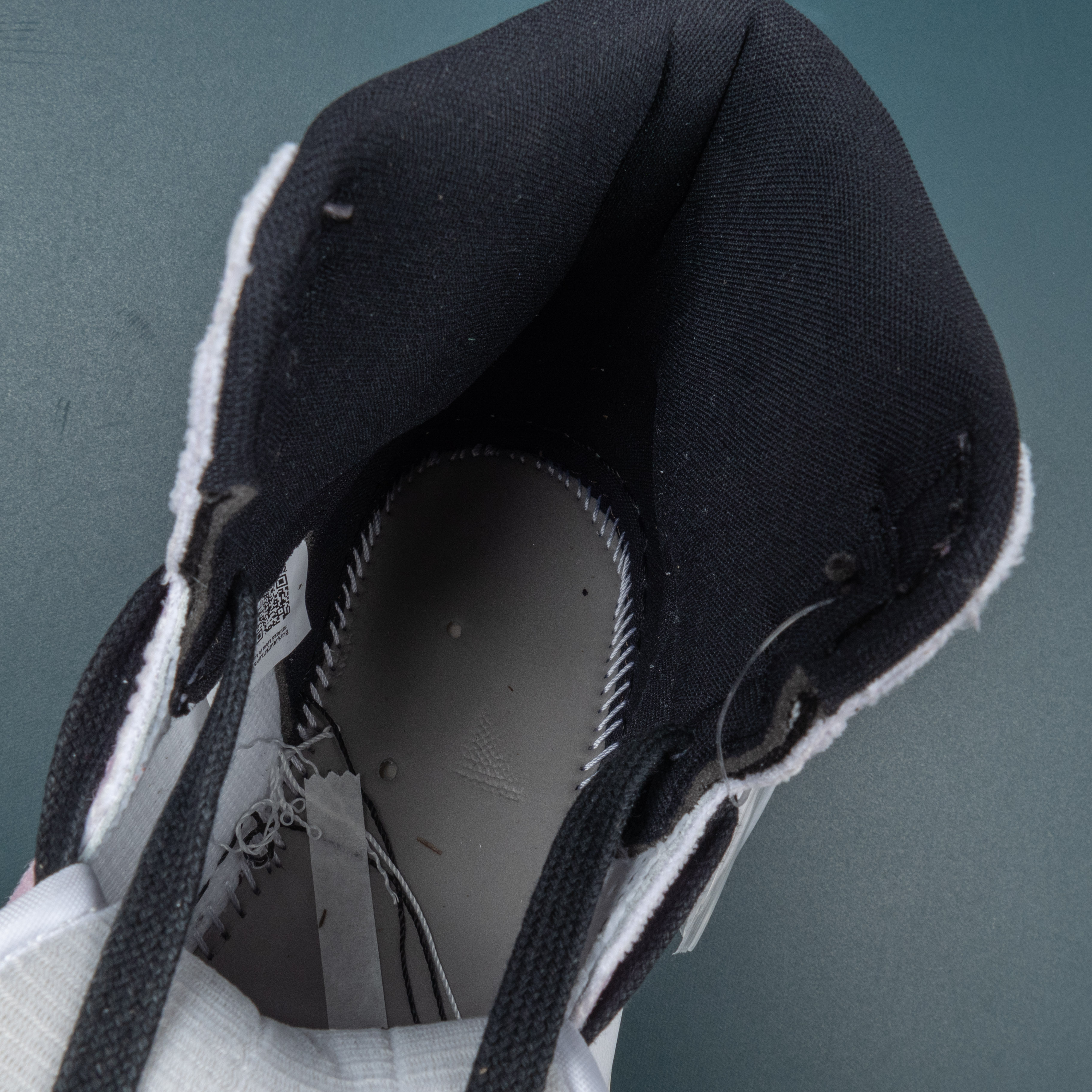 1s Retro High OG Skyline