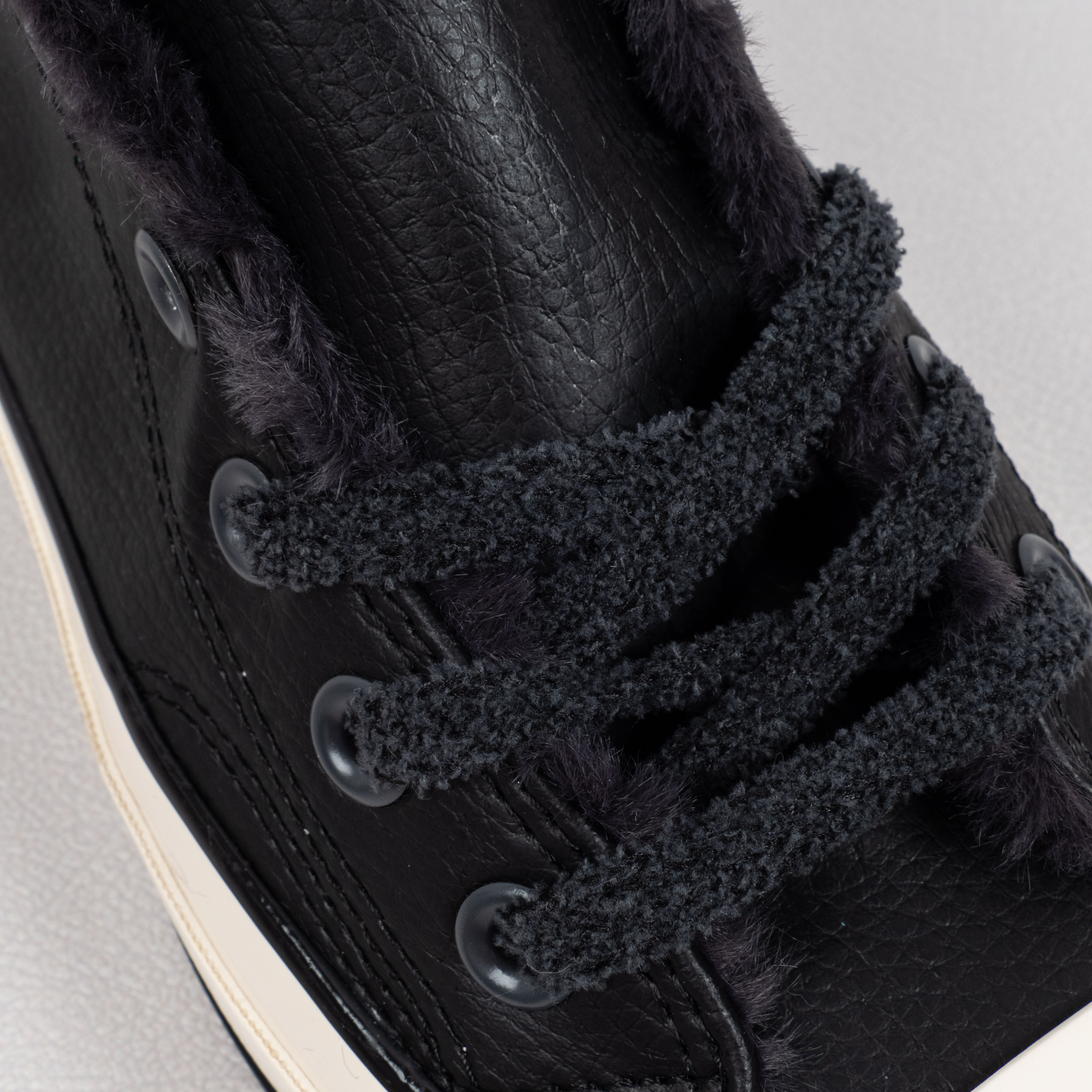 [Free Shipping]男女鞋 Converse Chuck 70s 皮面加绒帆布板鞋569516C