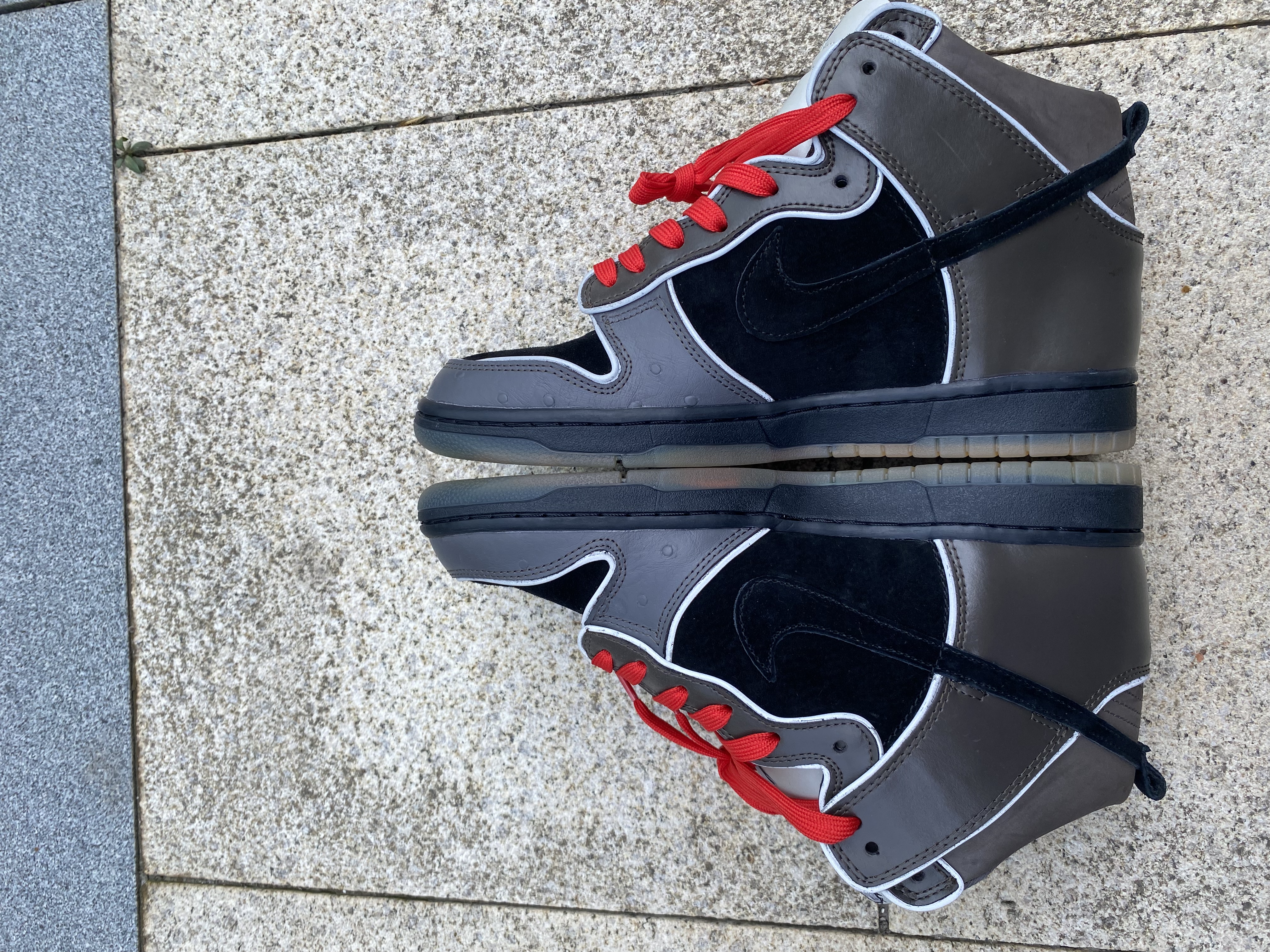 Dunk SB High MF DOOM  313171-004