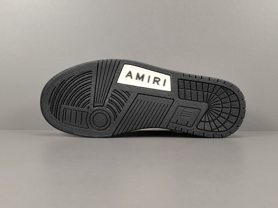 Skel Top Low Black White