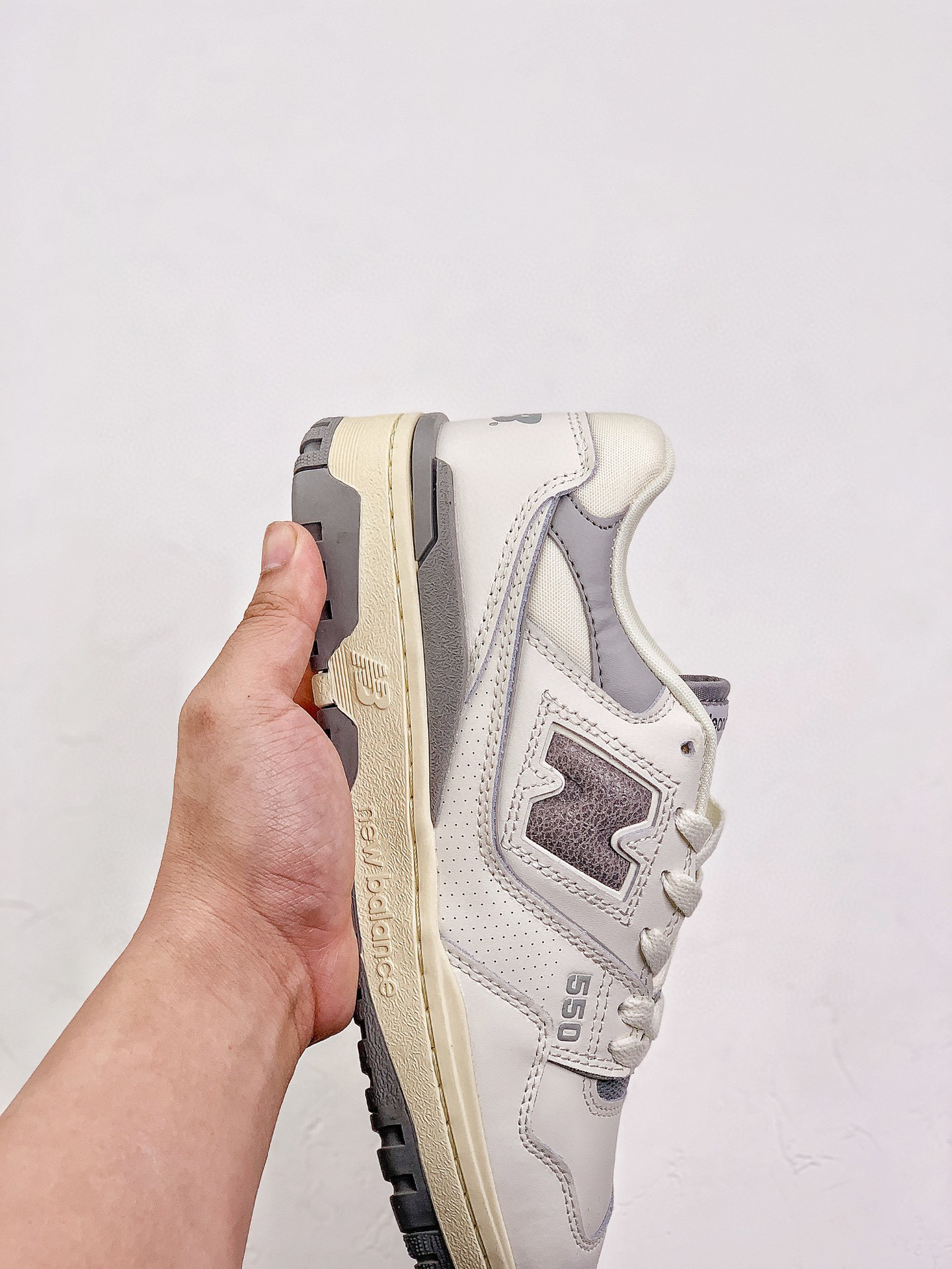 550 Aime Leon Dore White Grey