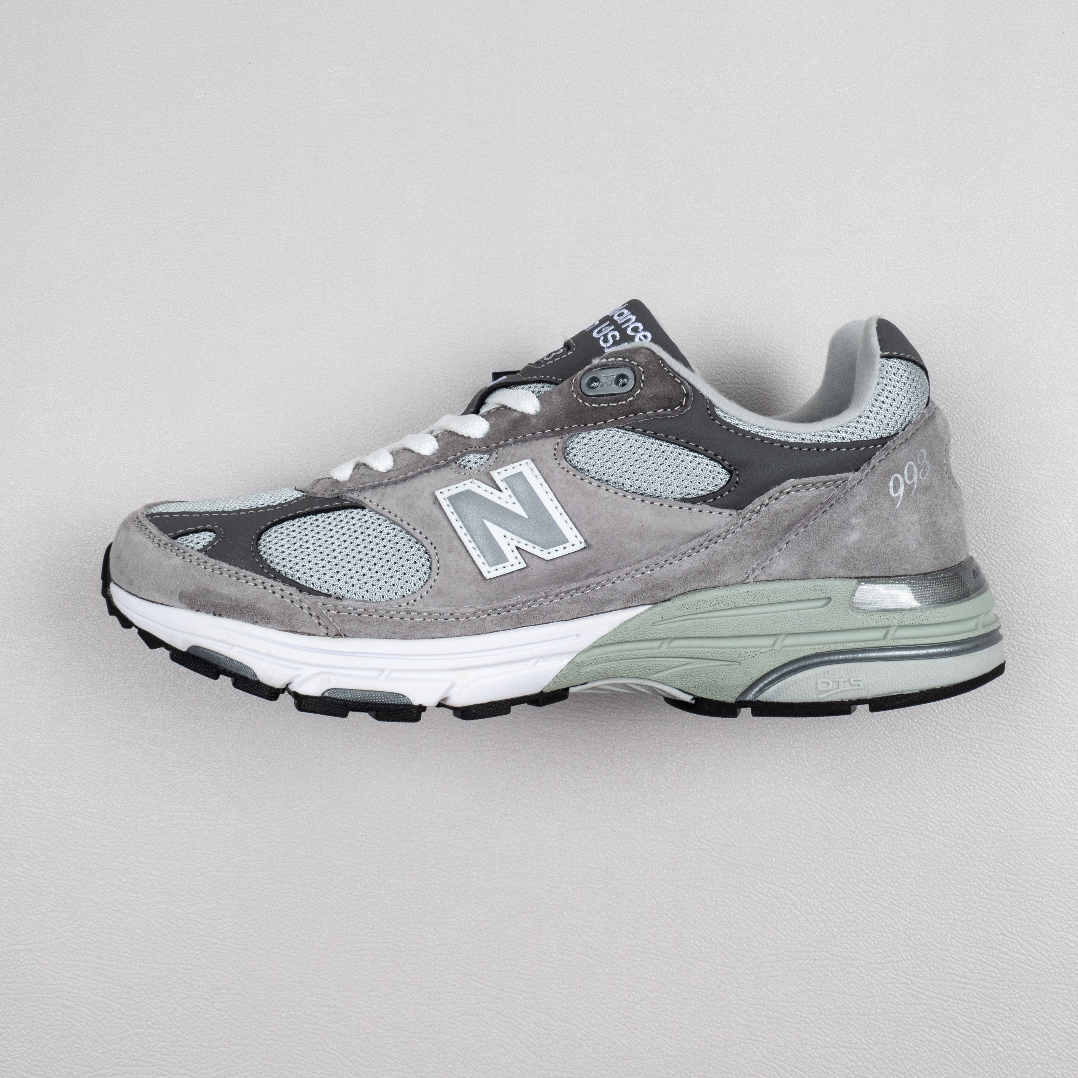 【Free Shipping】993 MIU Grey