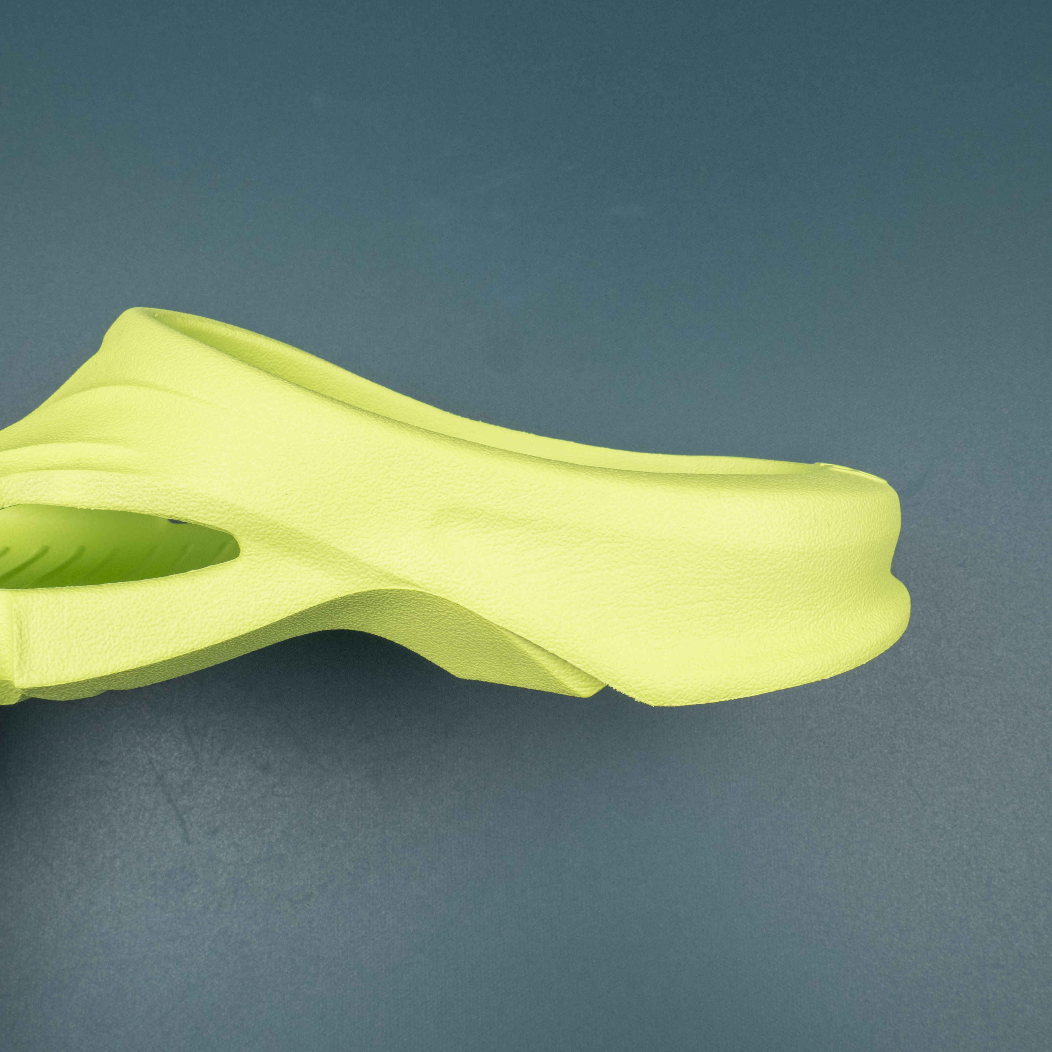 Mold Slide Sandal Glow Green