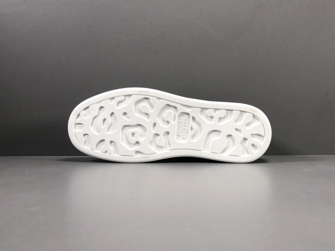 Deck Skate Plimsoll Lace-Up Black White