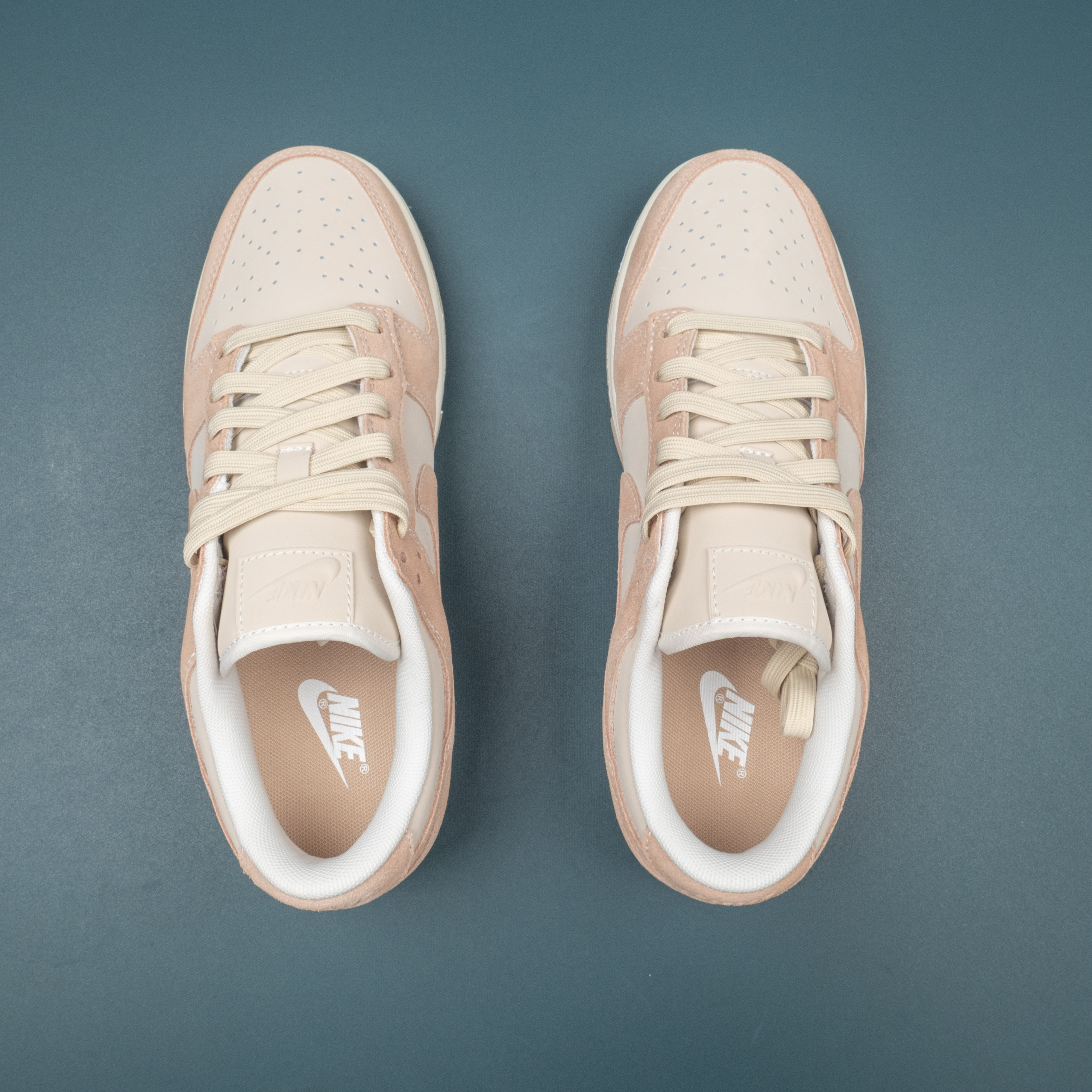 Dunk Low SE Sand Drift