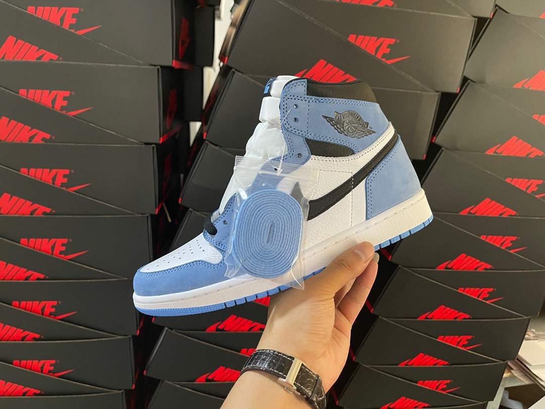 1's Retro High White University Blue Black