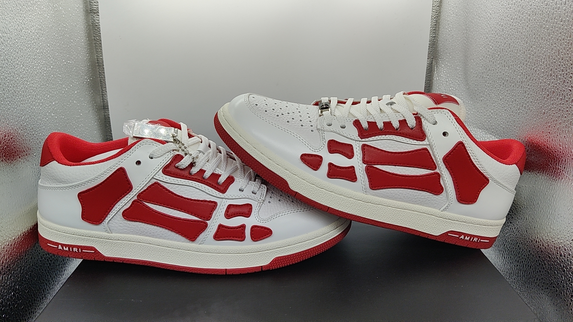 Skel Top Low White Red