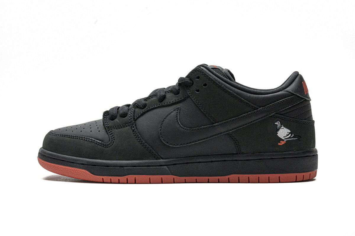 SB Dunk Low Black Pigeon (Regular Box)