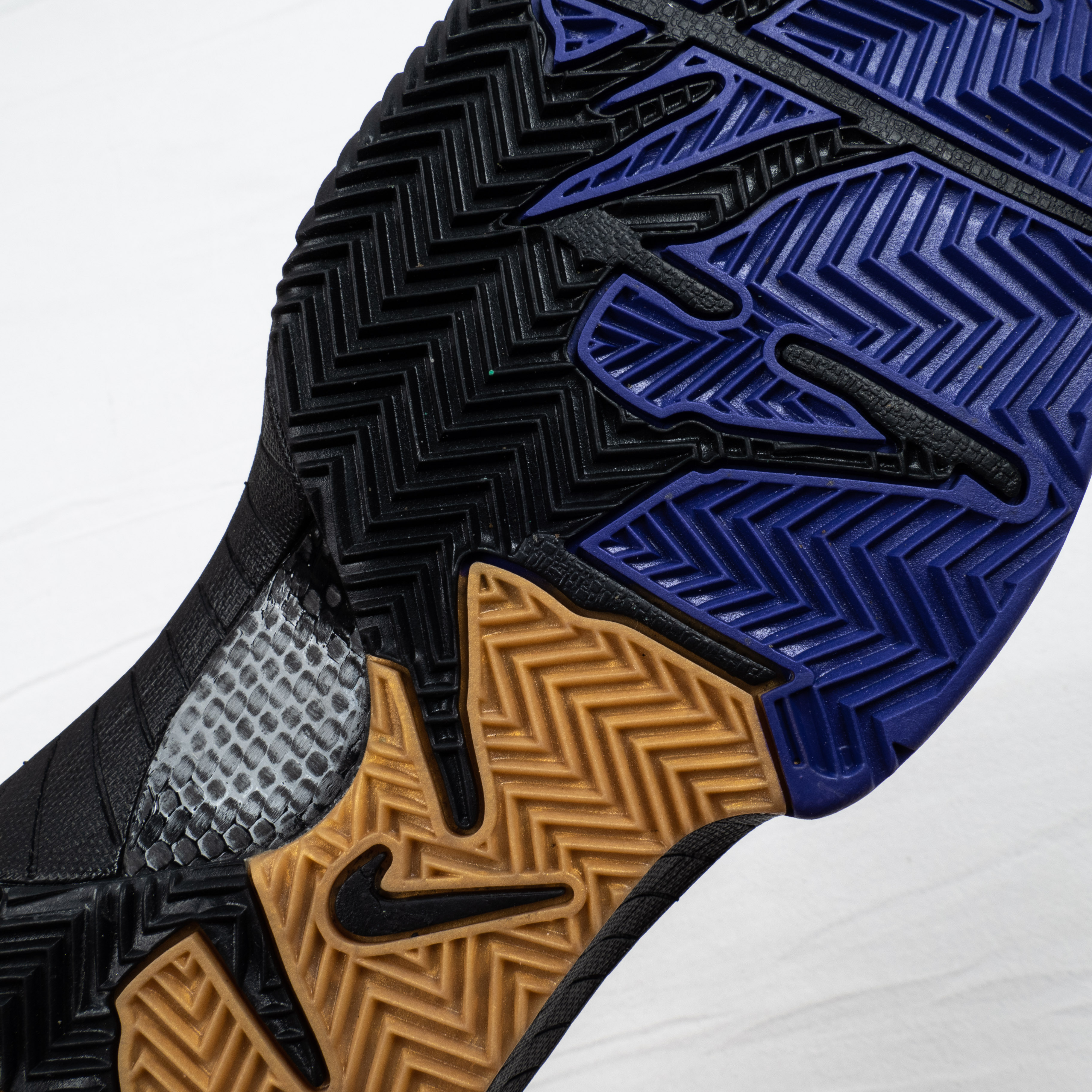 Kobe 4 NBA Final MVP Away