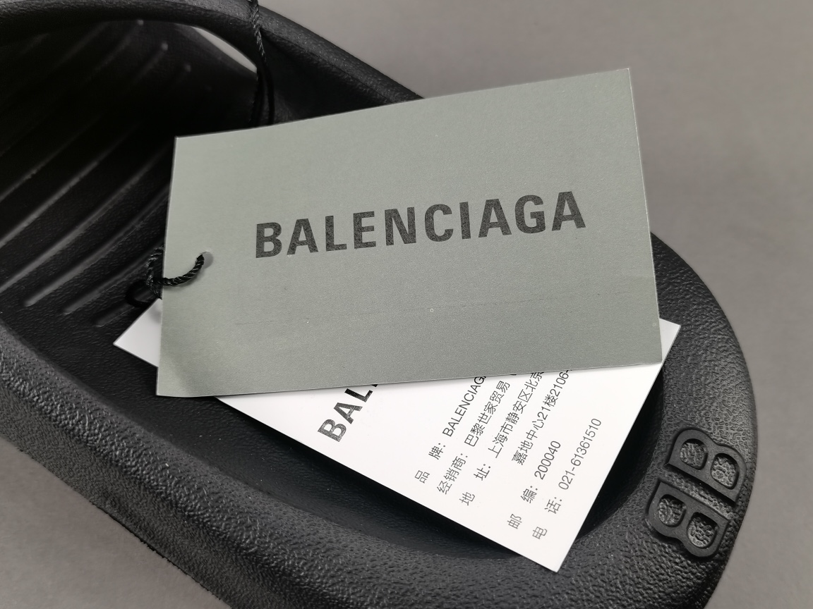 Mold Slide Sandal Black