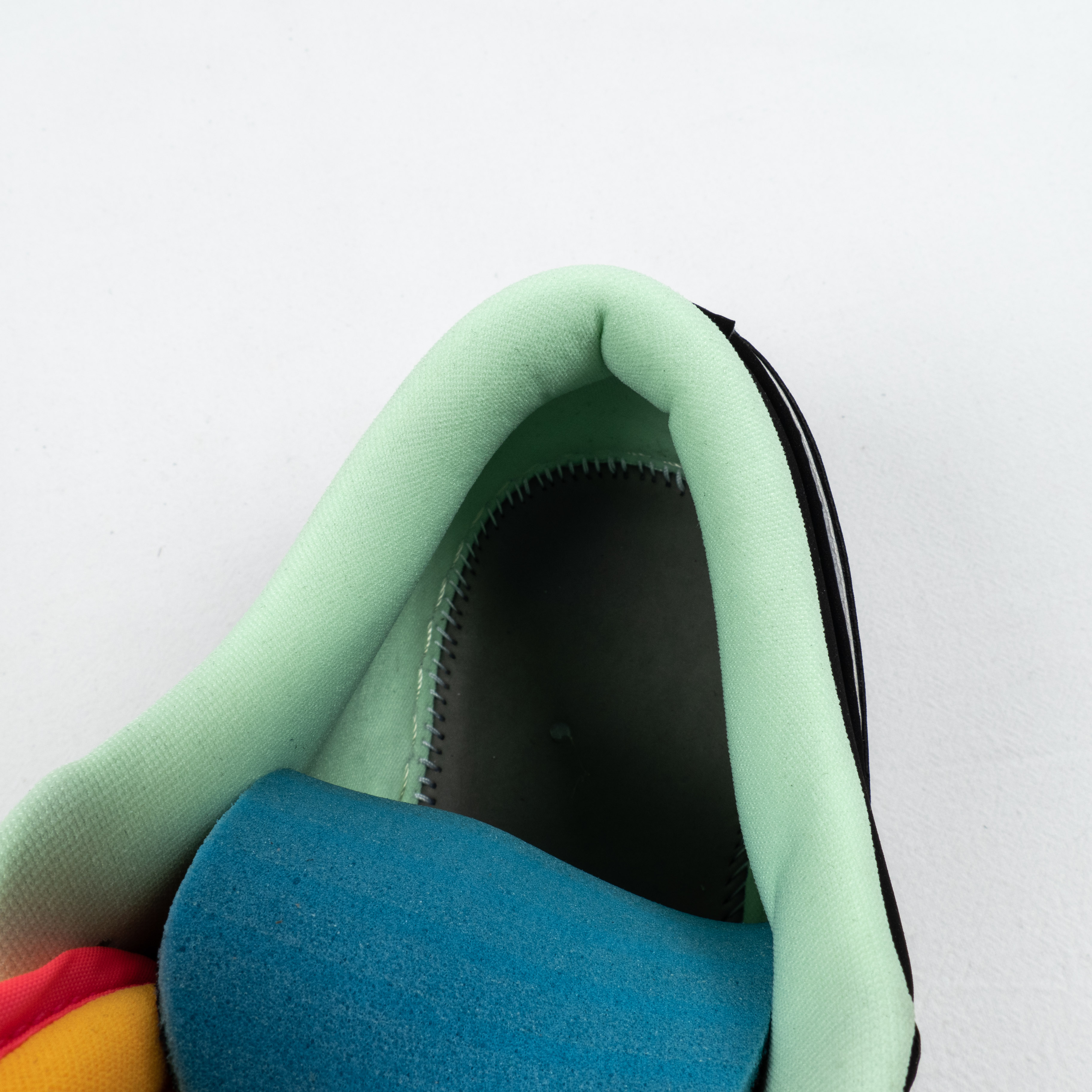 1's Low Black Aurora Green Laser Orange