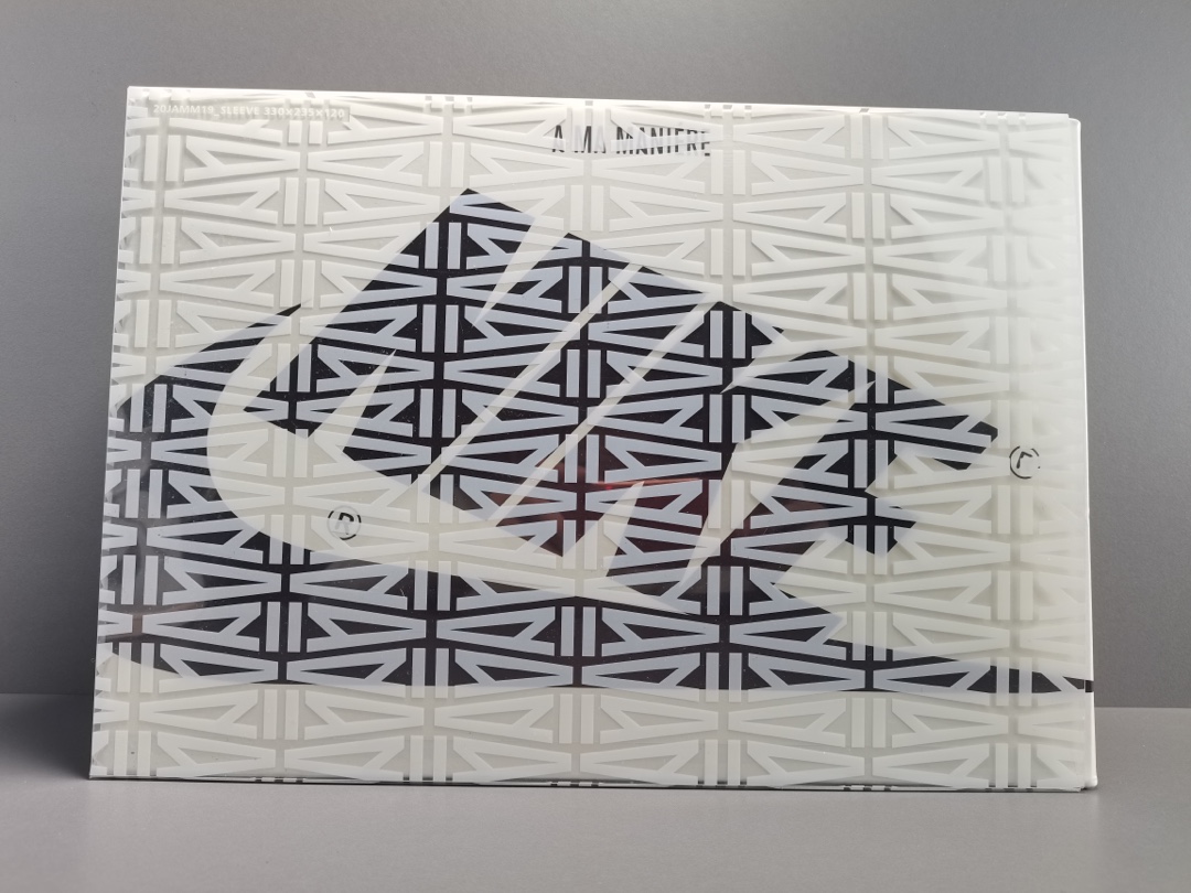 1's Retro High OG A Ma Maniére