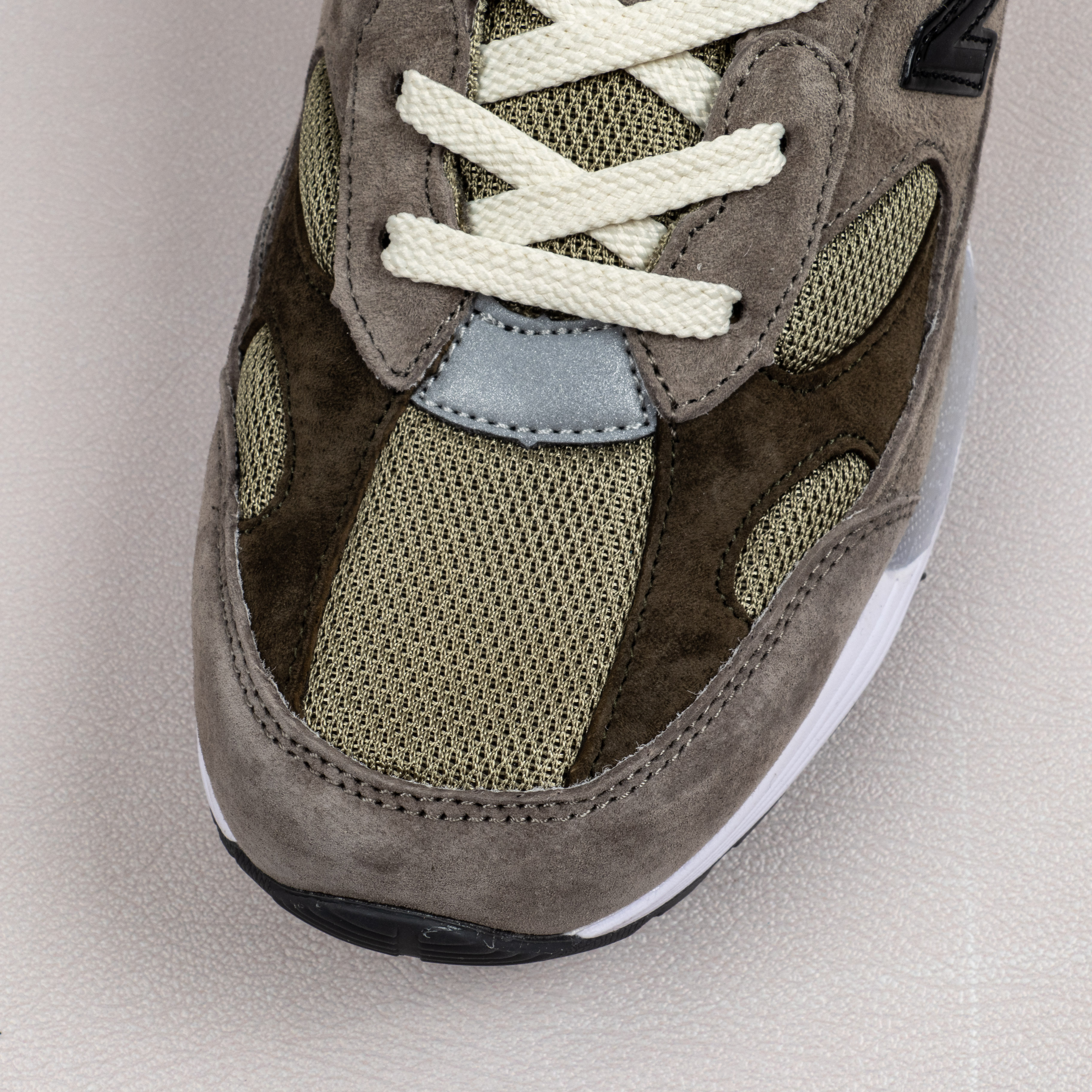 【Free Shipping】992 联名复古跑鞋 M992J2 棕灰