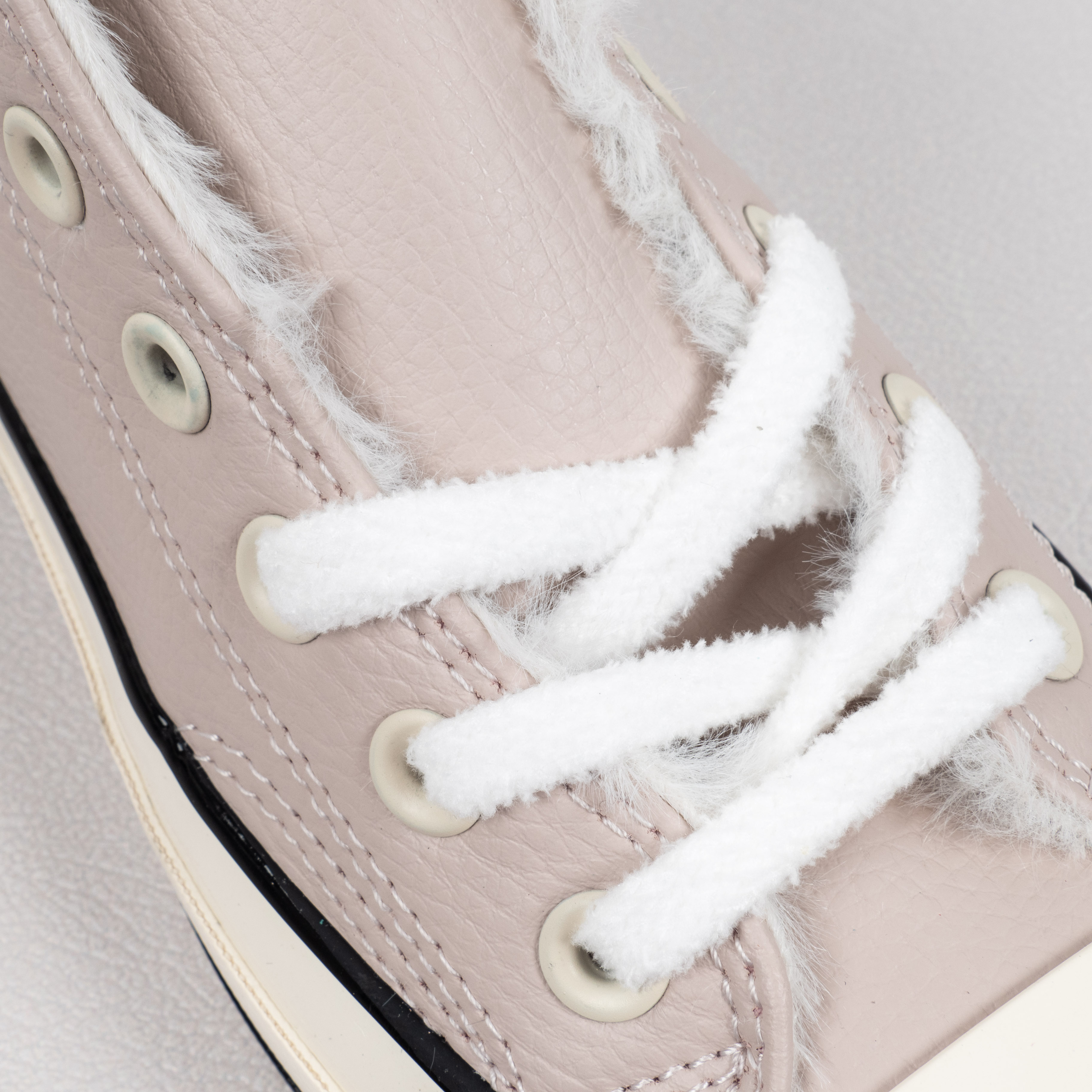 [Free Shipping] 男女鞋 Converse Chuck 70s 皮面加绒帆布板鞋569514C