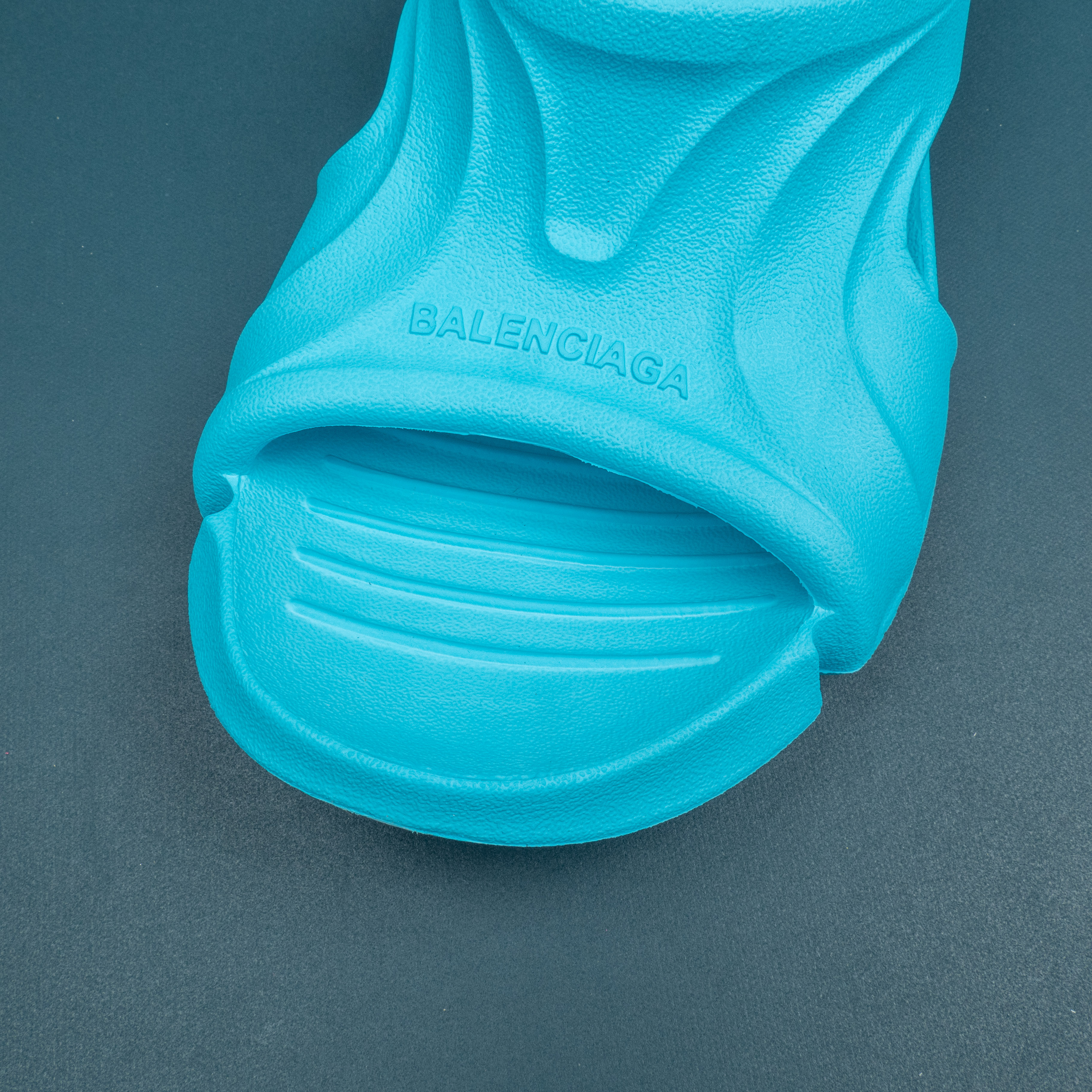 Mold Slide Sandal Blue